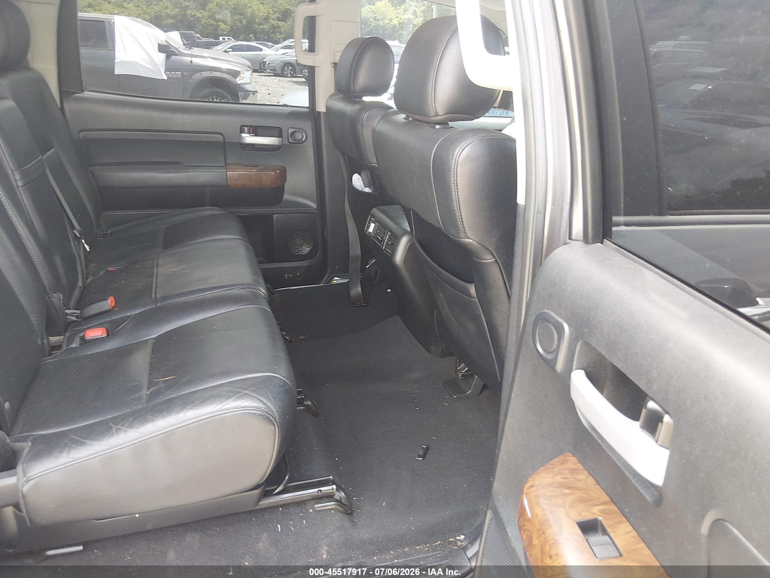 2012 Toyota Tundra Limited 5.7l V8 Черный vin: 5TFHY5F15CX250967