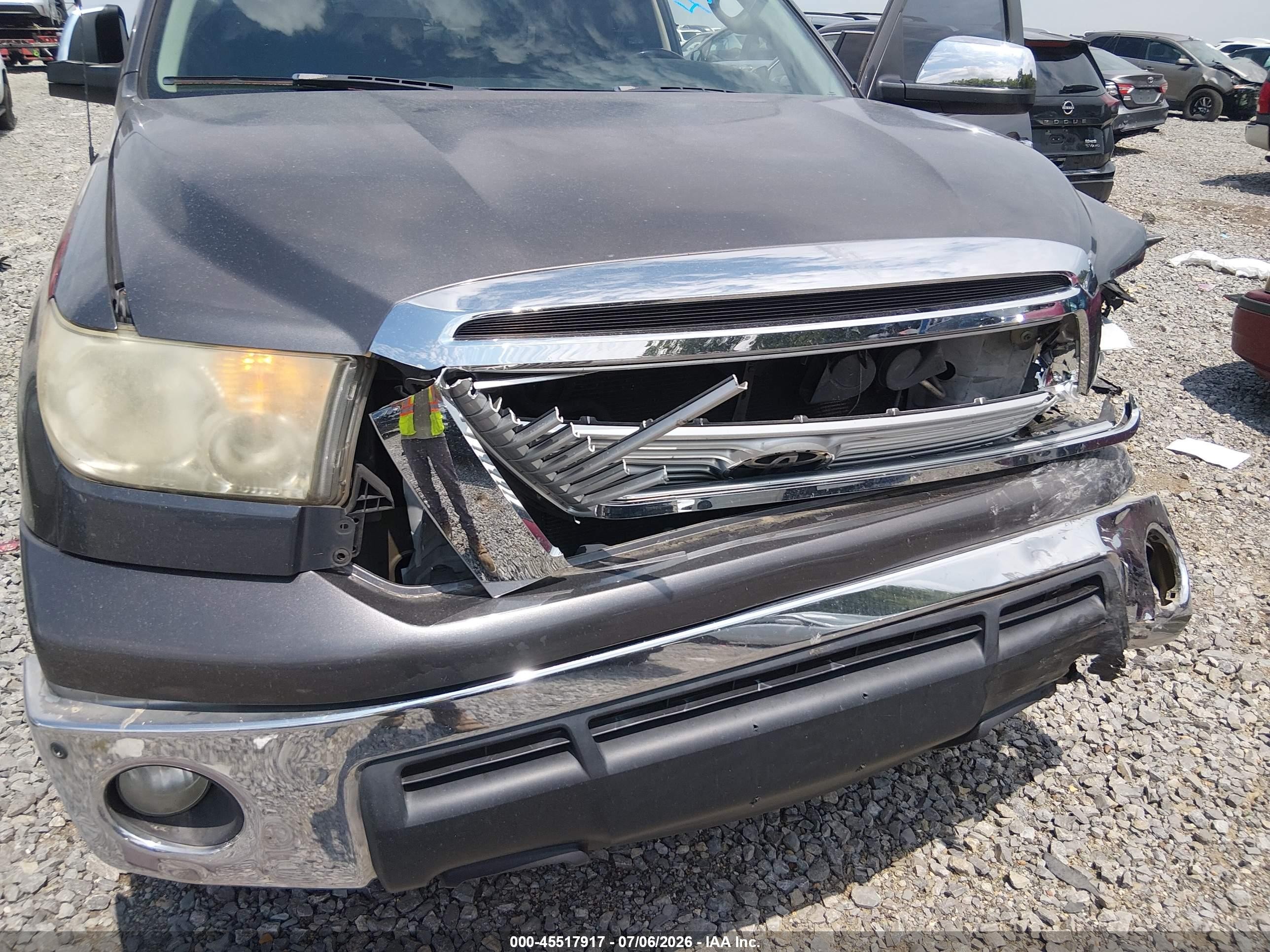 2012 Toyota Tundra Limited 5.7l V8 Черный vin: 5TFHY5F15CX250967
