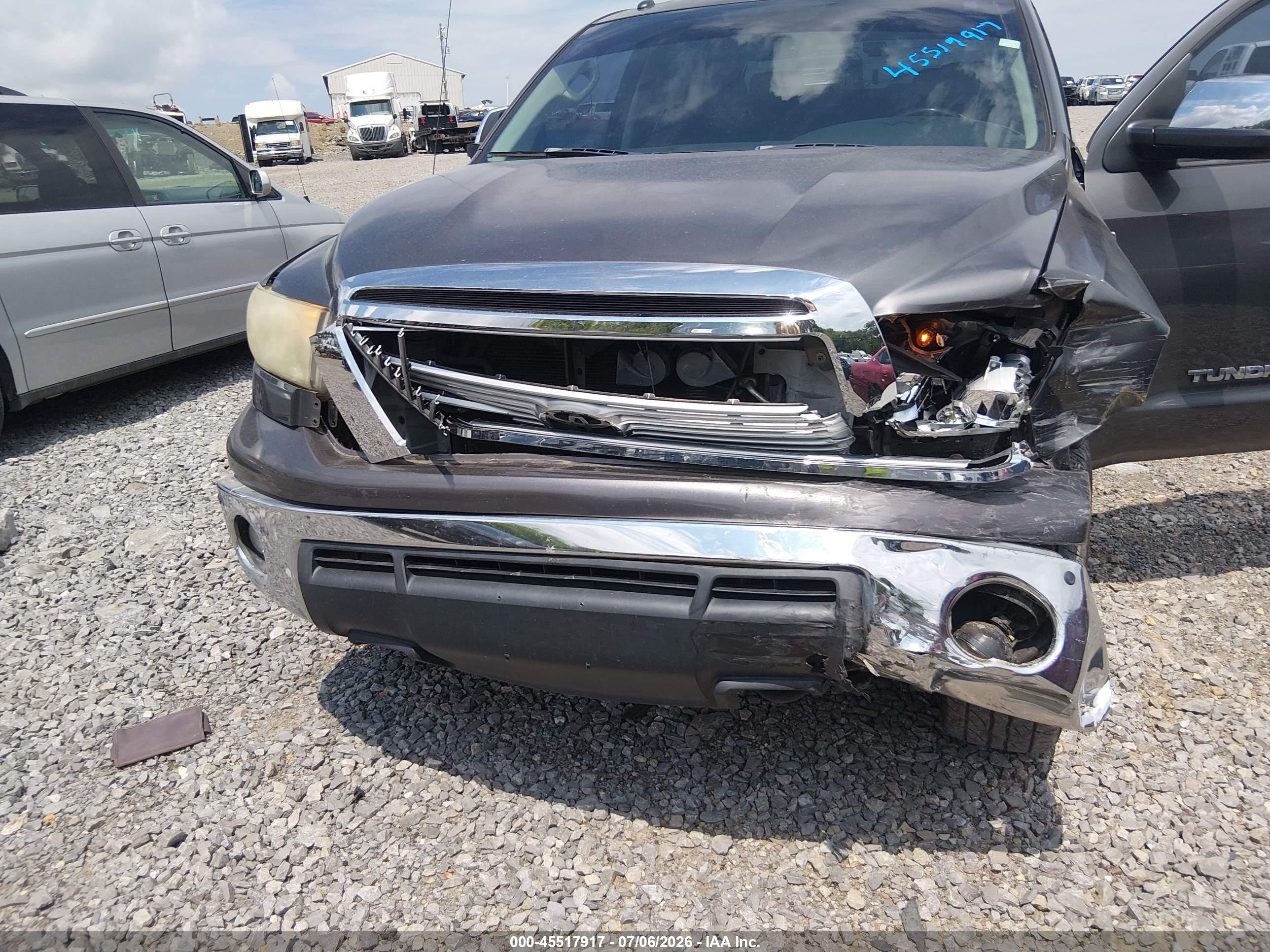 2012 Toyota Tundra Limited 5.7l V8 Черный vin: 5TFHY5F15CX250967