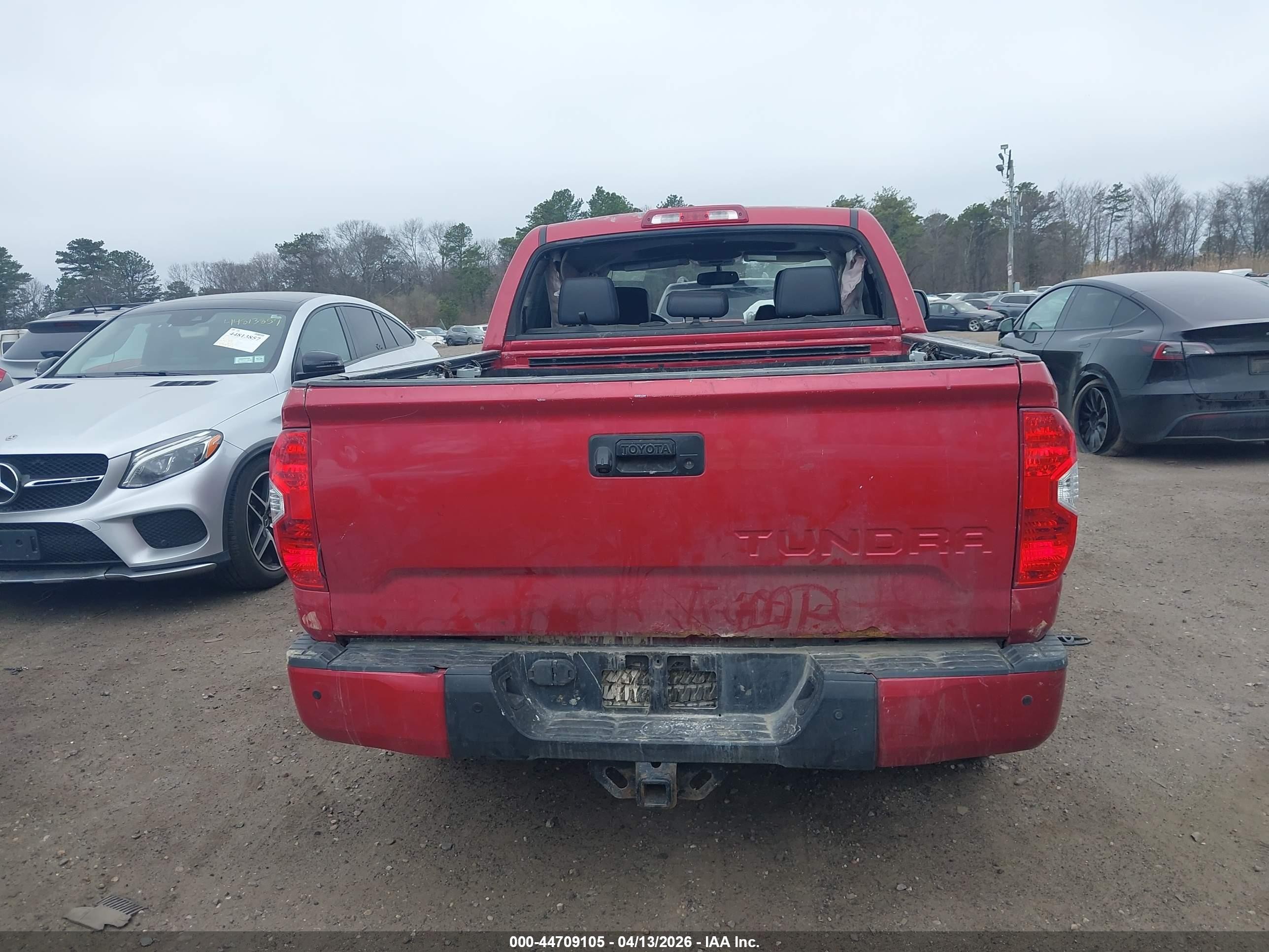 2015 Toyota Tundra Limited 5.7l V8 Maroon vin: 5TFHY5F15FX437906