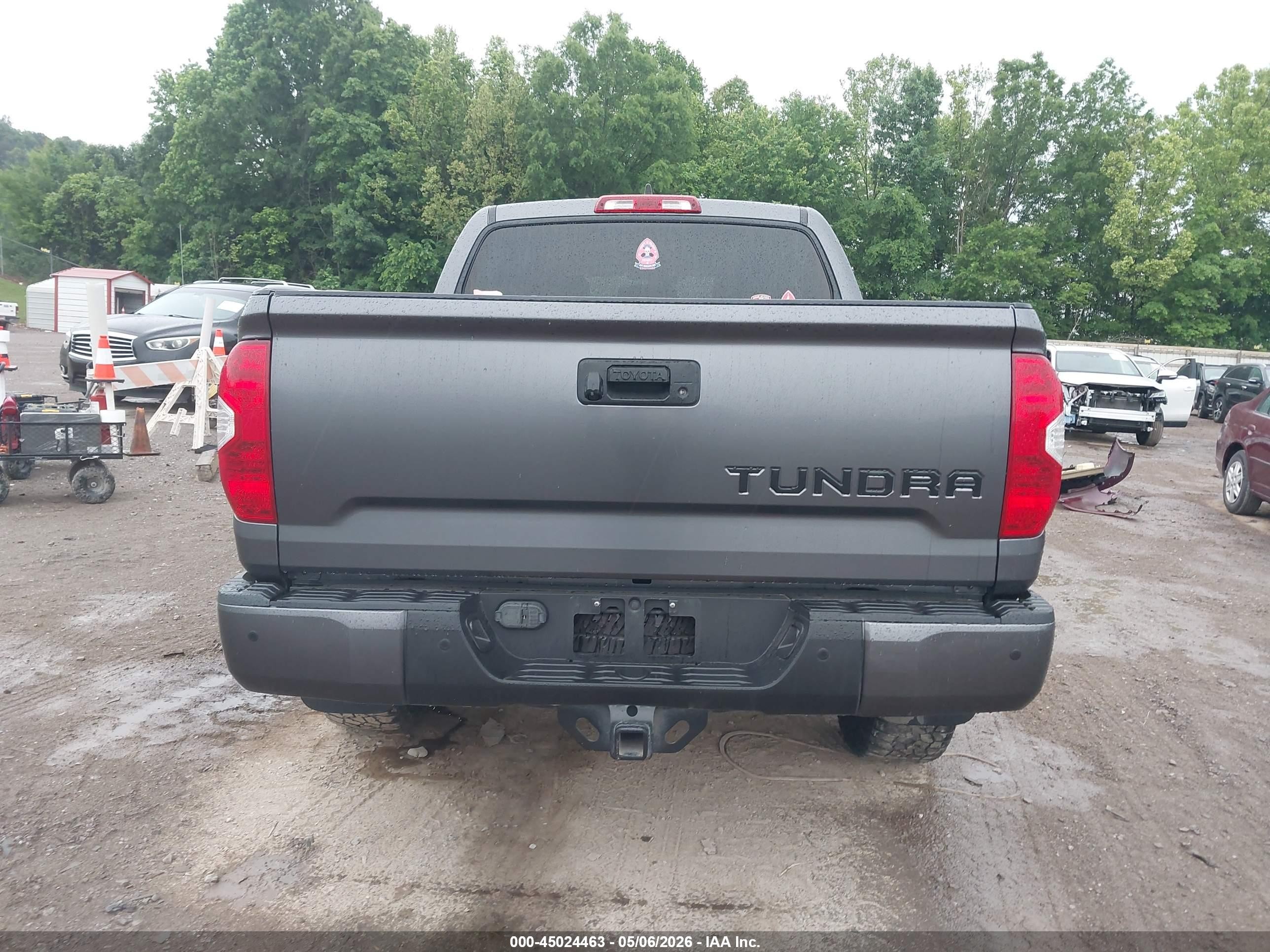 2021 Toyota Tundra Limited Gray vin: 5TFHY5F15MX001585