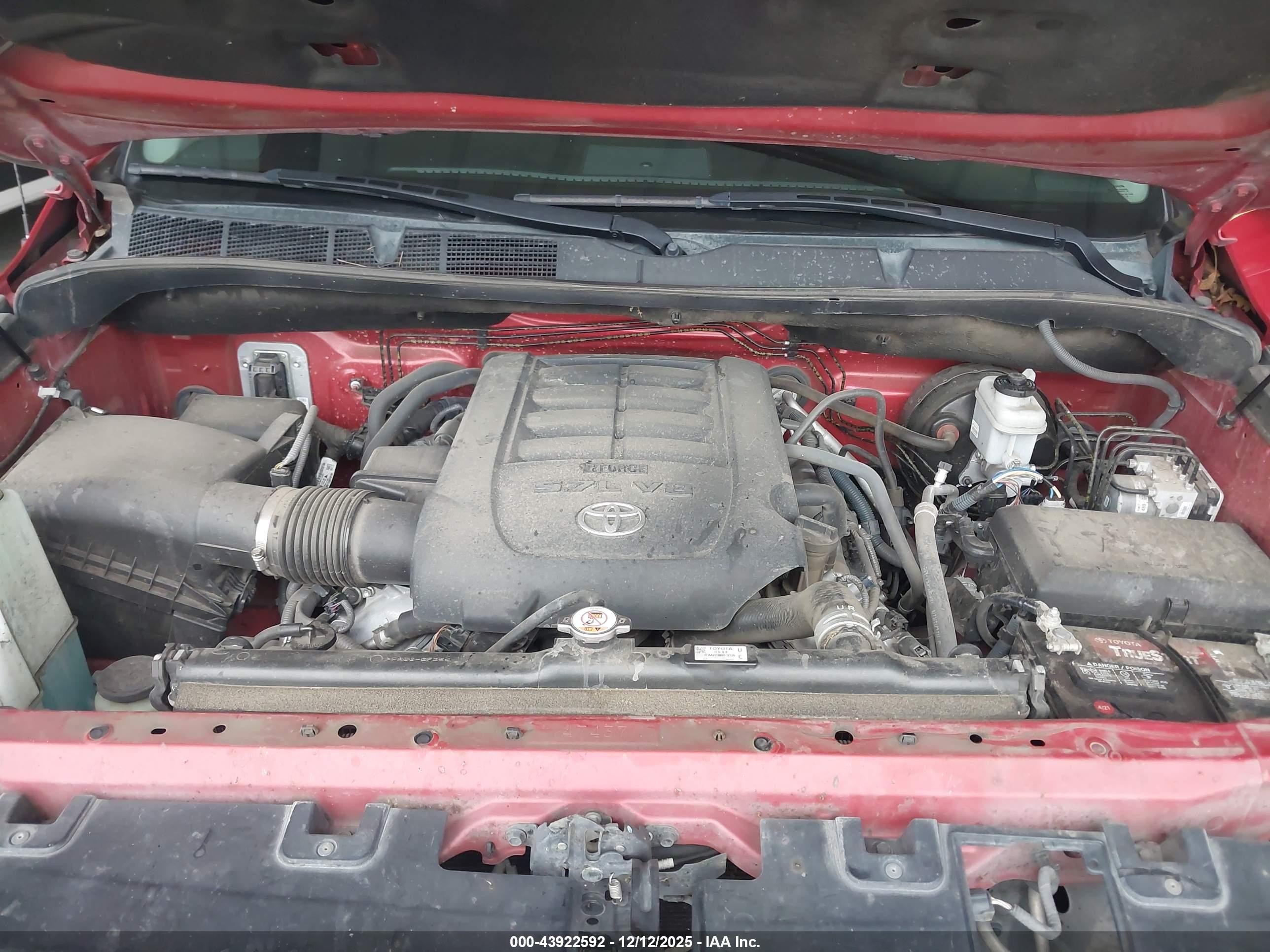 2019 Toyota Tundra Limited 5.7l V8 Red vin: 5TFHY5F16KX837578