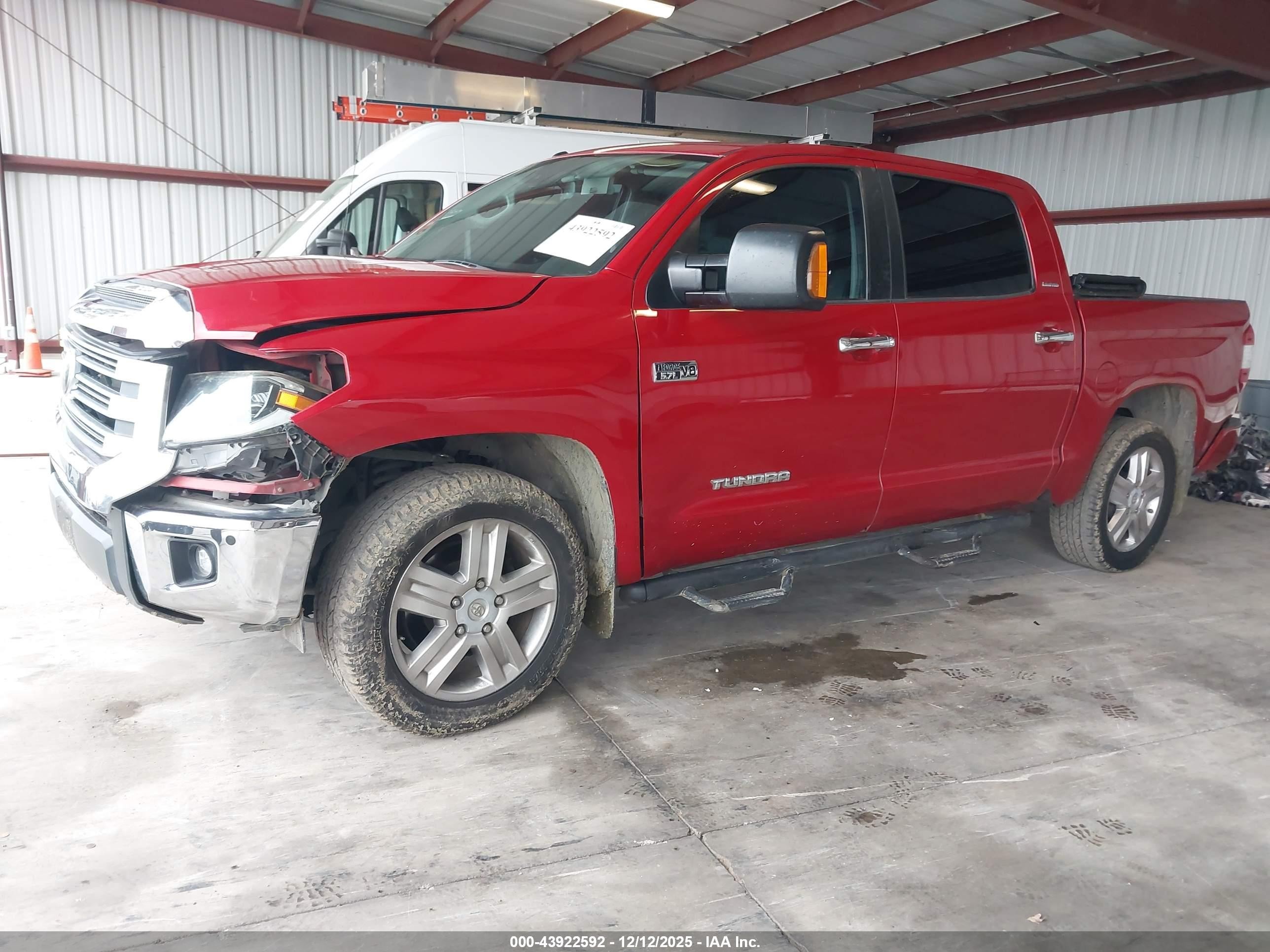 2019 Toyota Tundra Limited 5.7l V8 Red vin: 5TFHY5F16KX837578