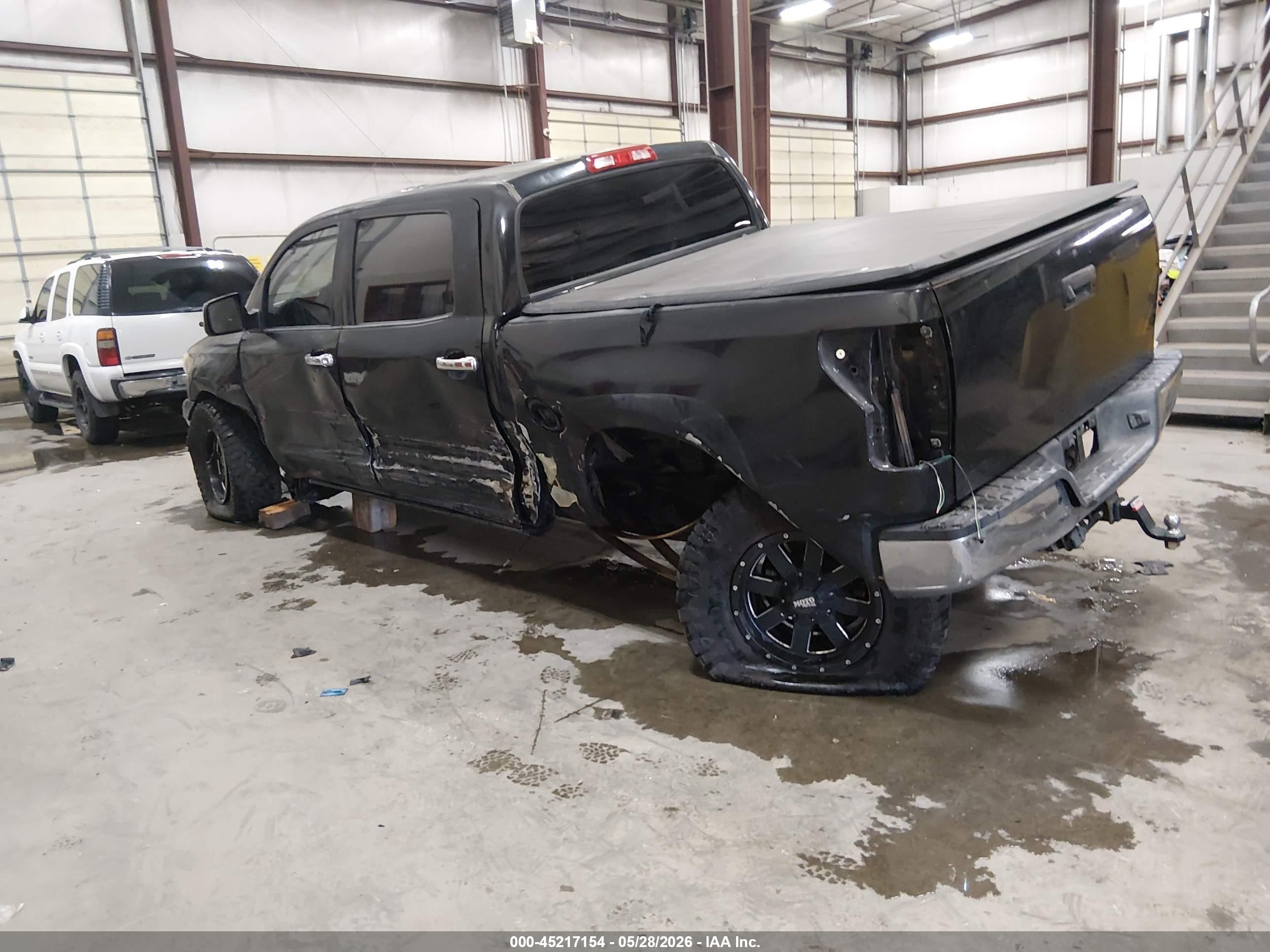 2012 Toyota Tundra Crewmax Limited Черный vin: 5TFHY5F18CX245990