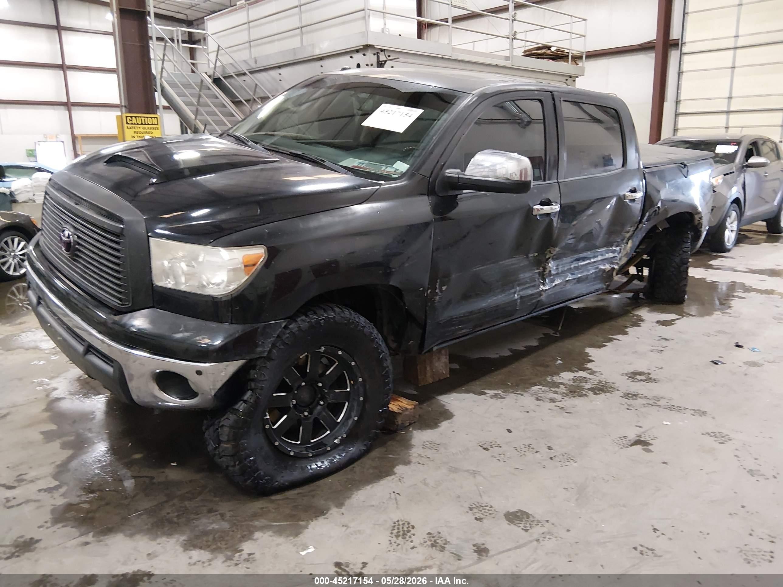 2012 Toyota Tundra Crewmax Limited Черный vin: 5TFHY5F18CX245990