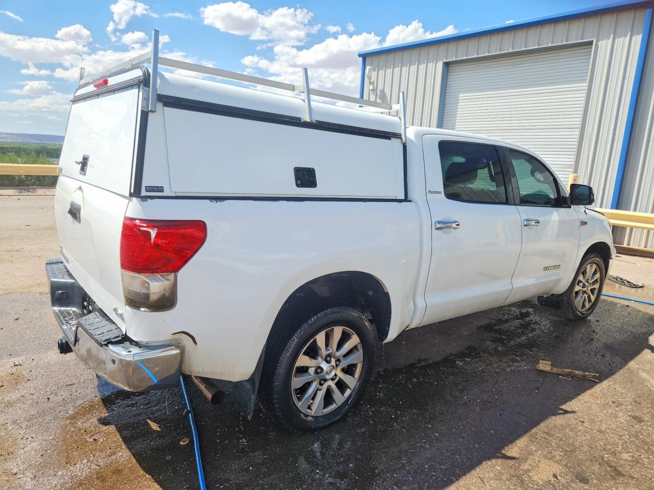 2012 Toyota Tundra Crewmax Limited Белый vin: 5TFHY5F18CX256536
