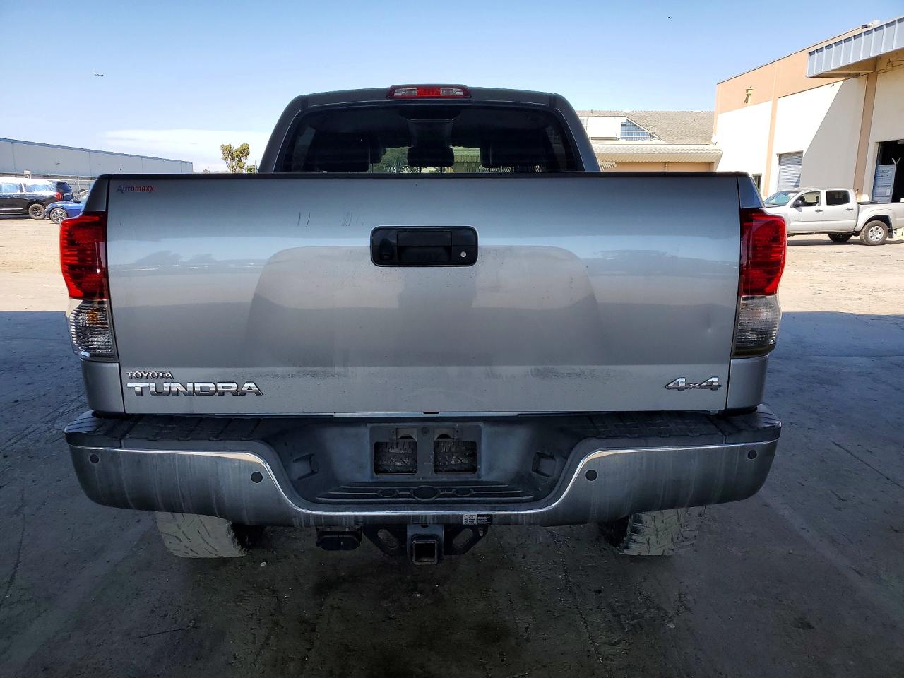 2013 Toyota Tundra Limited Серебряный vin: 5TFHY5F19DX278708