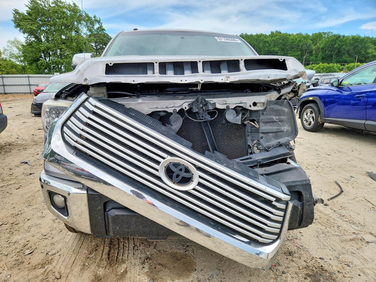2014 Toyota Tundra Crewmax Limited Silver vin: 5TFHY5F19EX374680