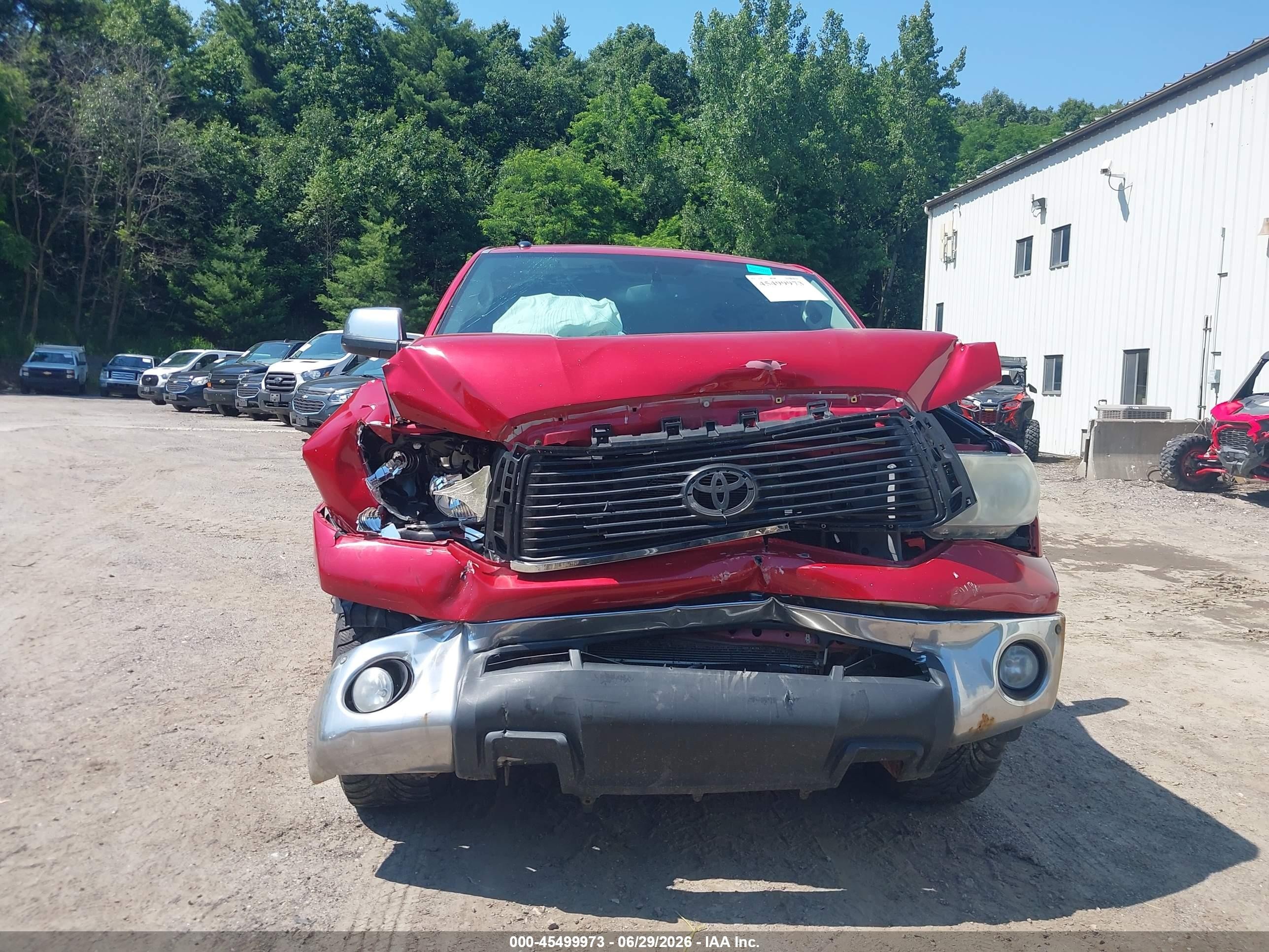 2011 Toyota Tundra Limited 5.7l V8 Red vin: 5TFHY5F1XBX201679