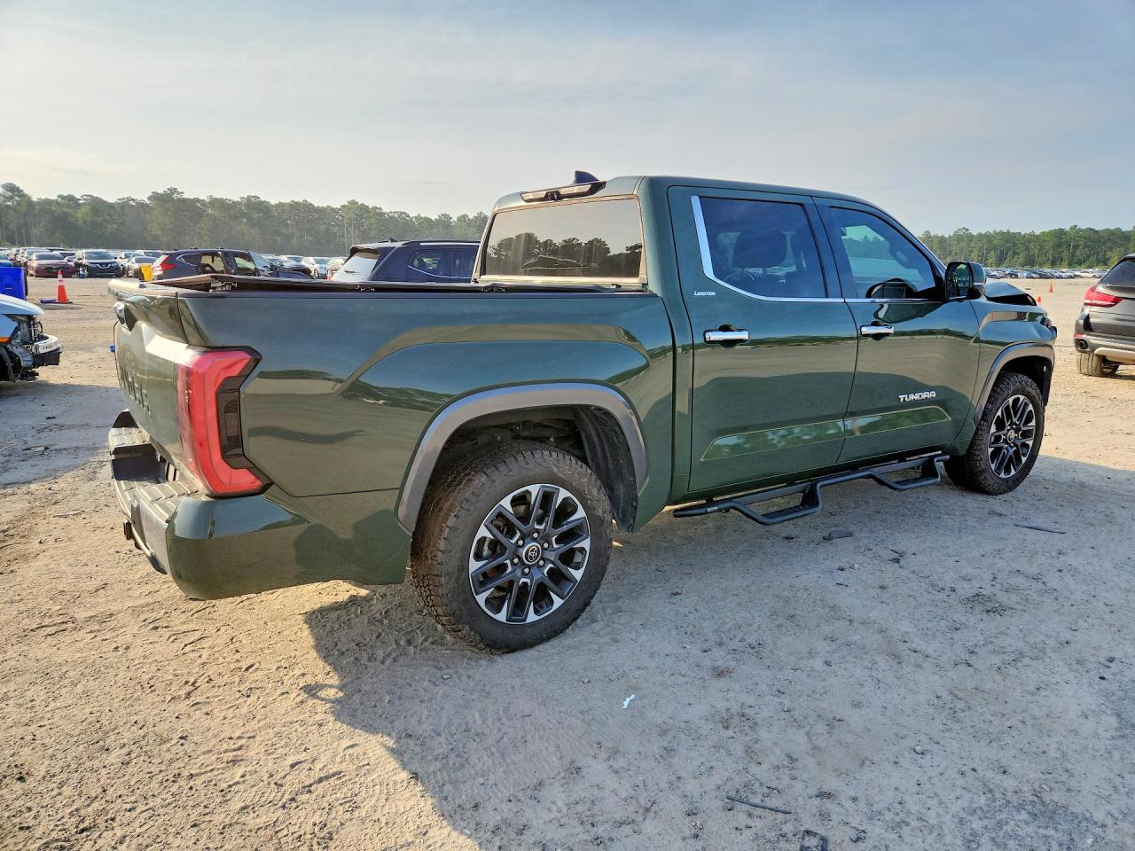 2022 Toyota Tundra Crewmax Limited Green vin: 5TFJA5AB1NX017287