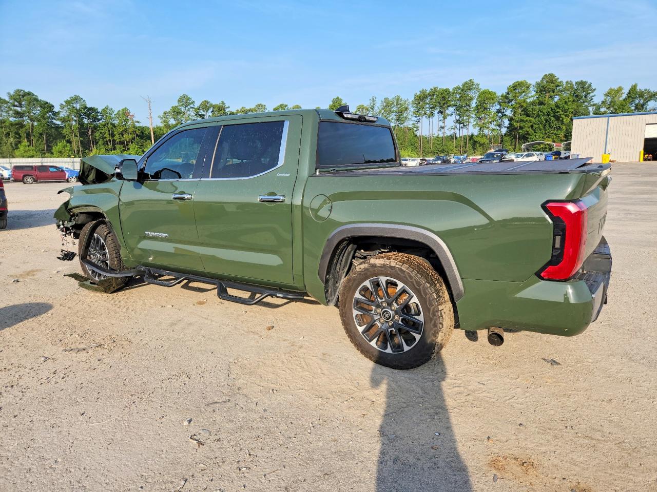 2022 Toyota Tundra Crewmax Limited Green vin: 5TFJA5AB1NX017287