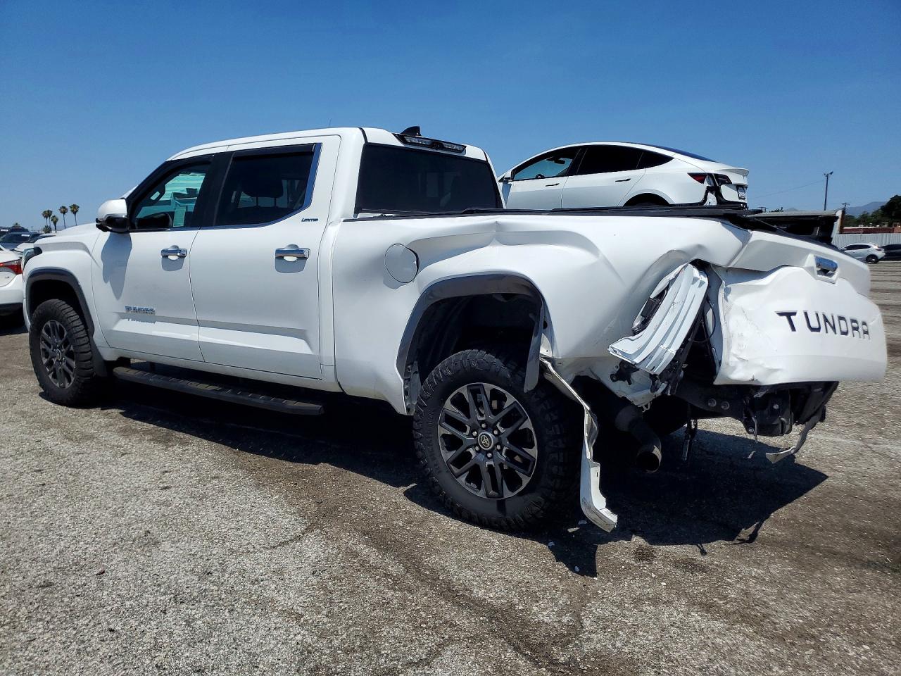 2022 Toyota Tundra Crewmax Limited White vin: 5TFJA5BC3NX001048