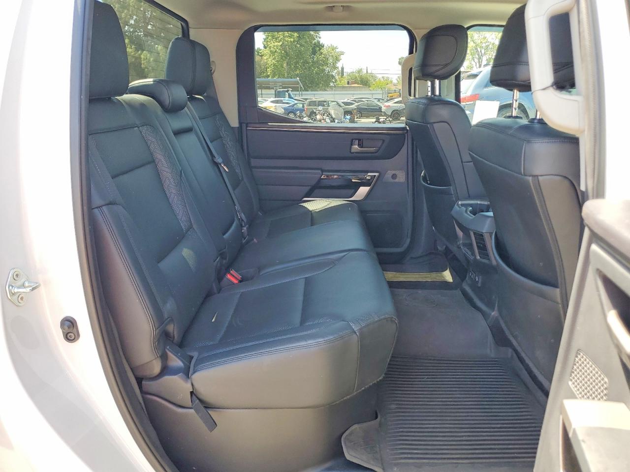 2022 Toyota Tundra Crewmax Limited White vin: 5TFJA5BC3NX001048