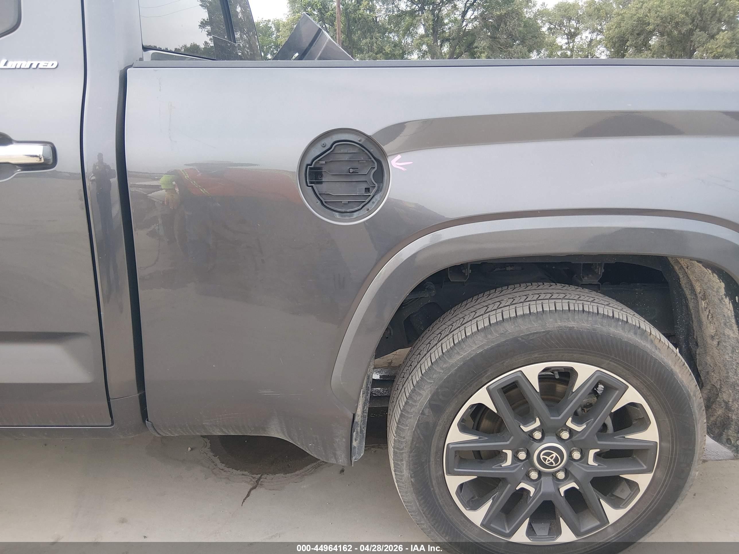 2022 Toyota Tundra Limited Gray vin: 5TFJA5DA6NX034086