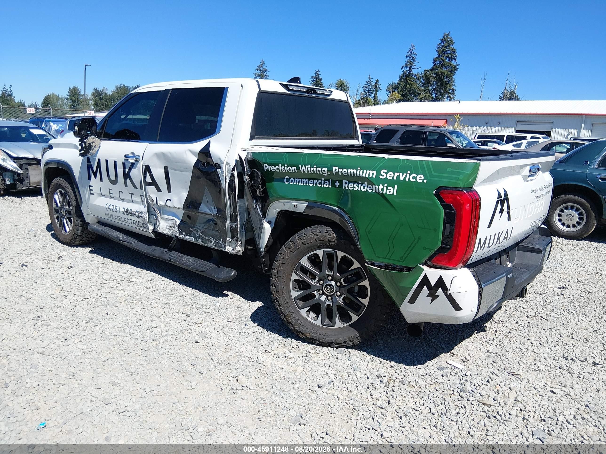 2022 Toyota Tundra Limited White vin: 5TFJA5DB7NX026734