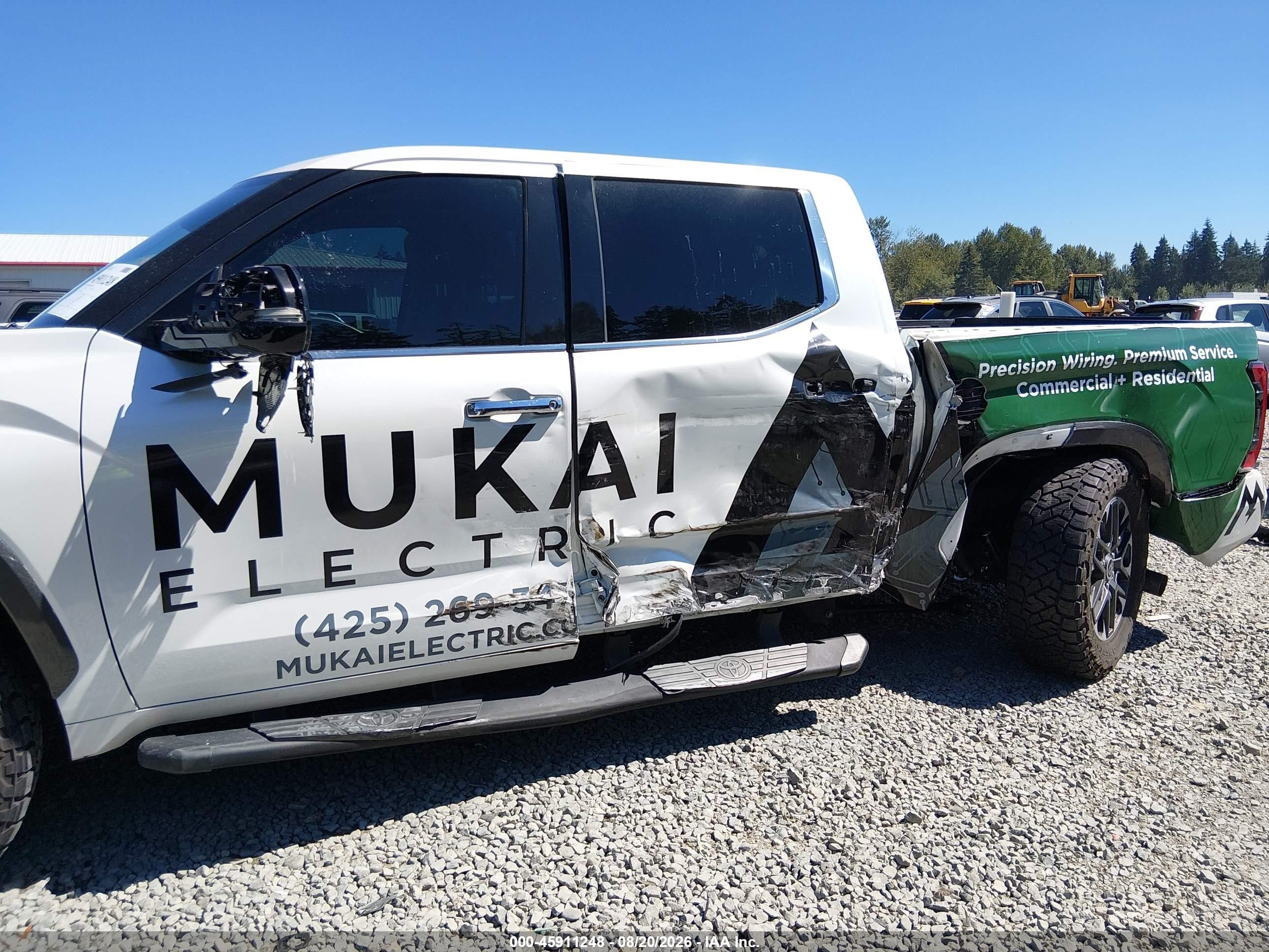 2022 Toyota Tundra Limited White vin: 5TFJA5DB7NX026734