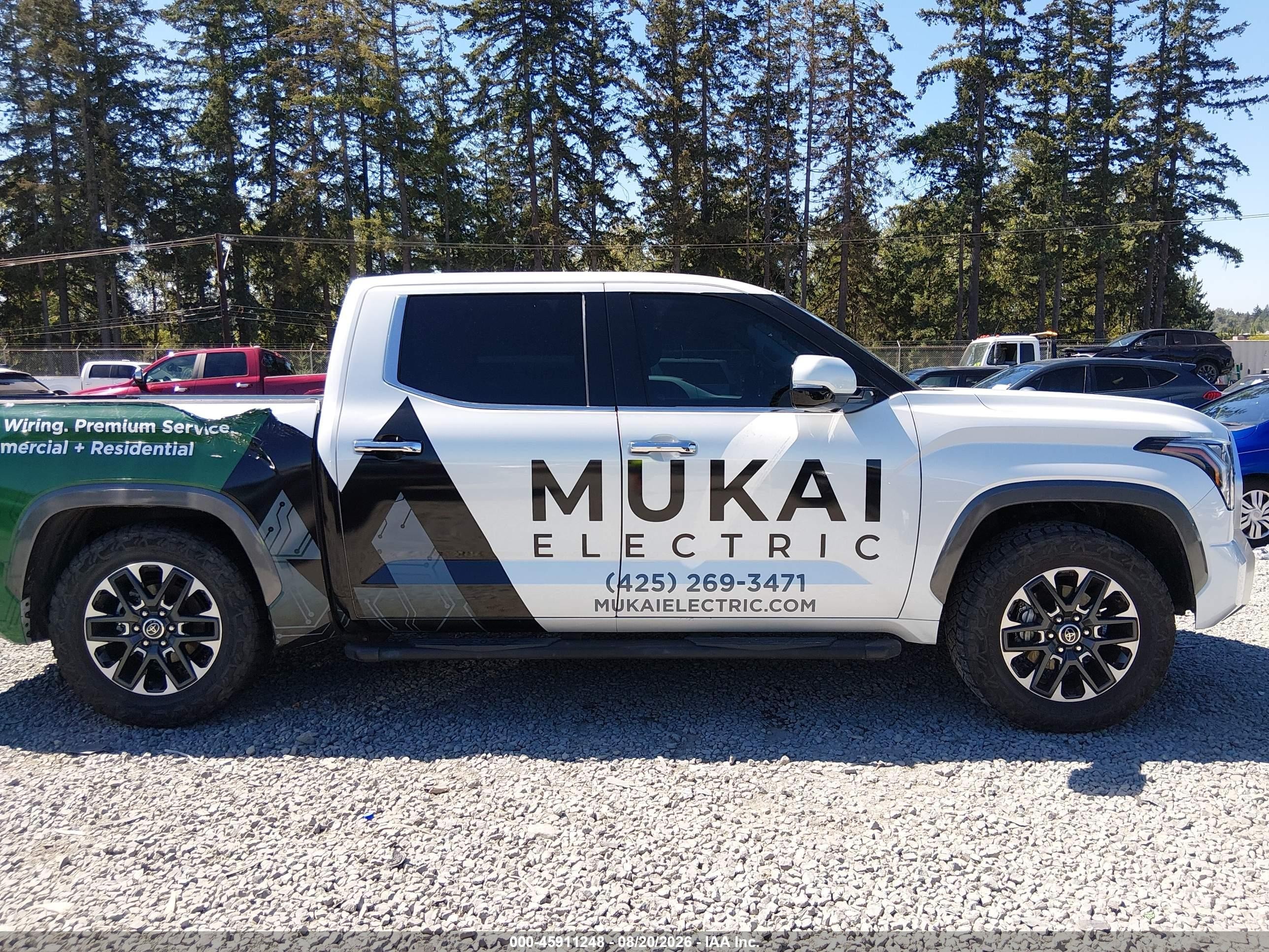 2022 Toyota Tundra Limited White vin: 5TFJA5DB7NX026734