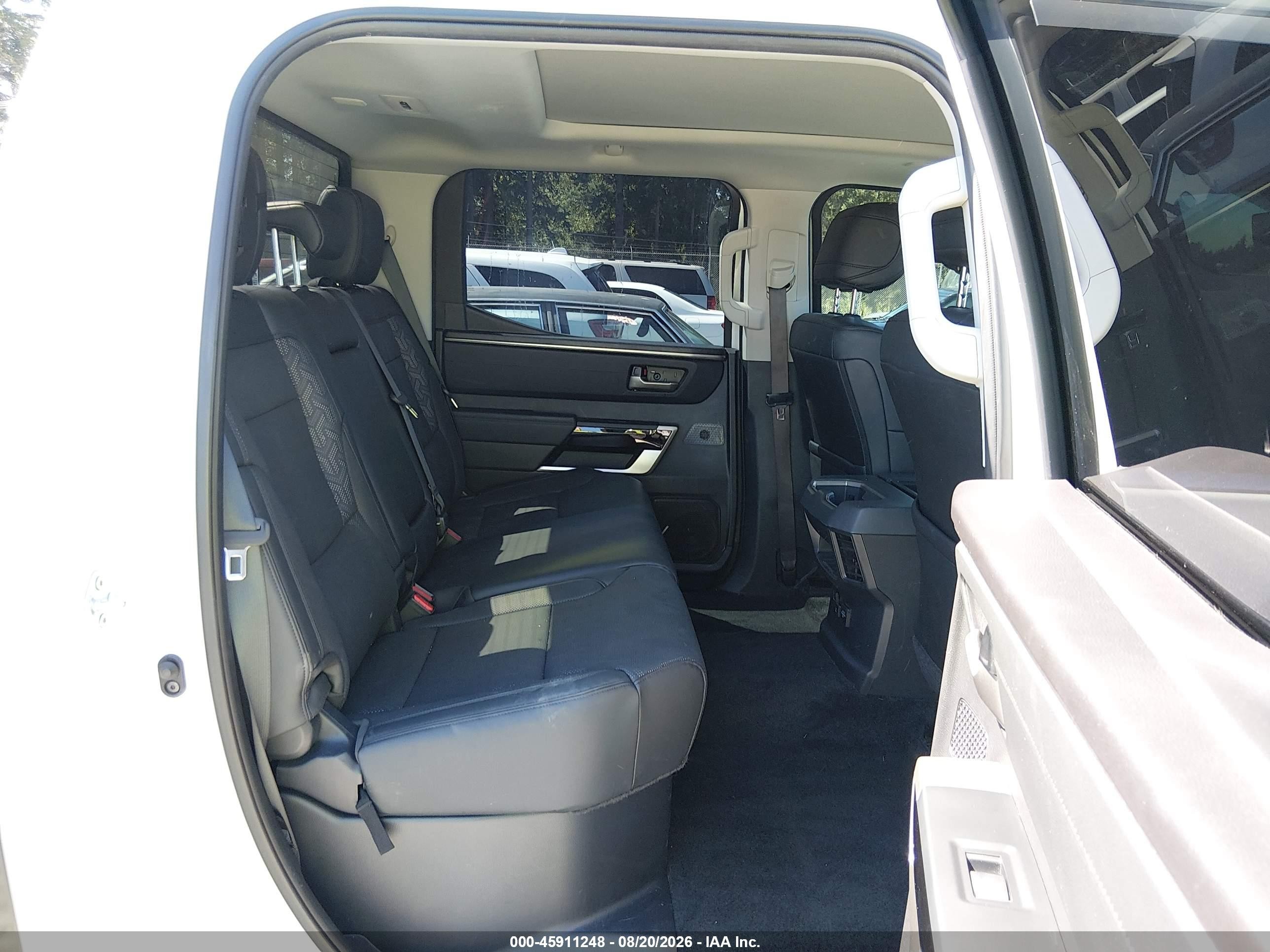 2022 Toyota Tundra Limited White vin: 5TFJA5DB7NX026734