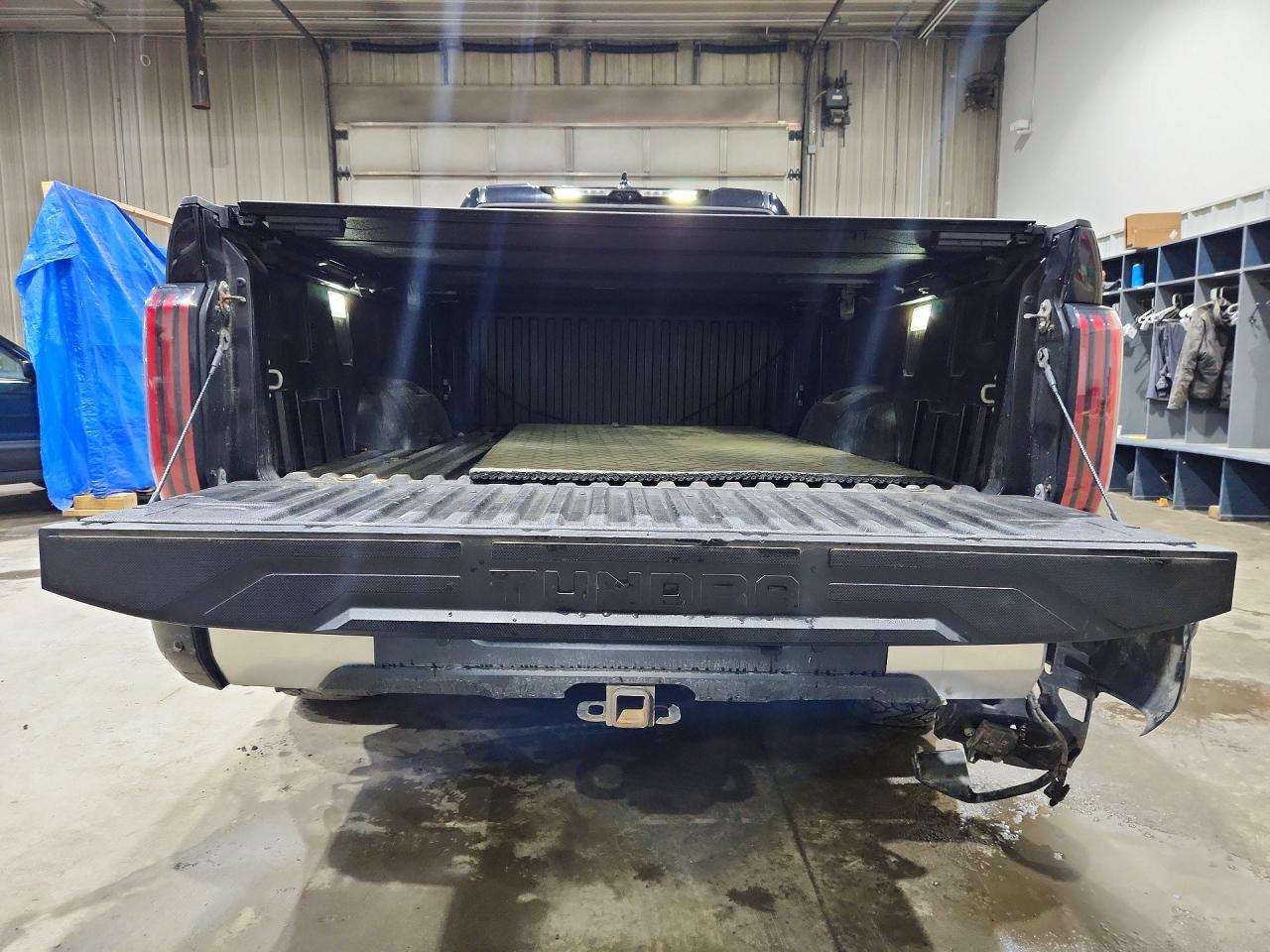 2022 Toyota Tundra Crewmax Limited Black vin: 5TFJA5EC5NX008627