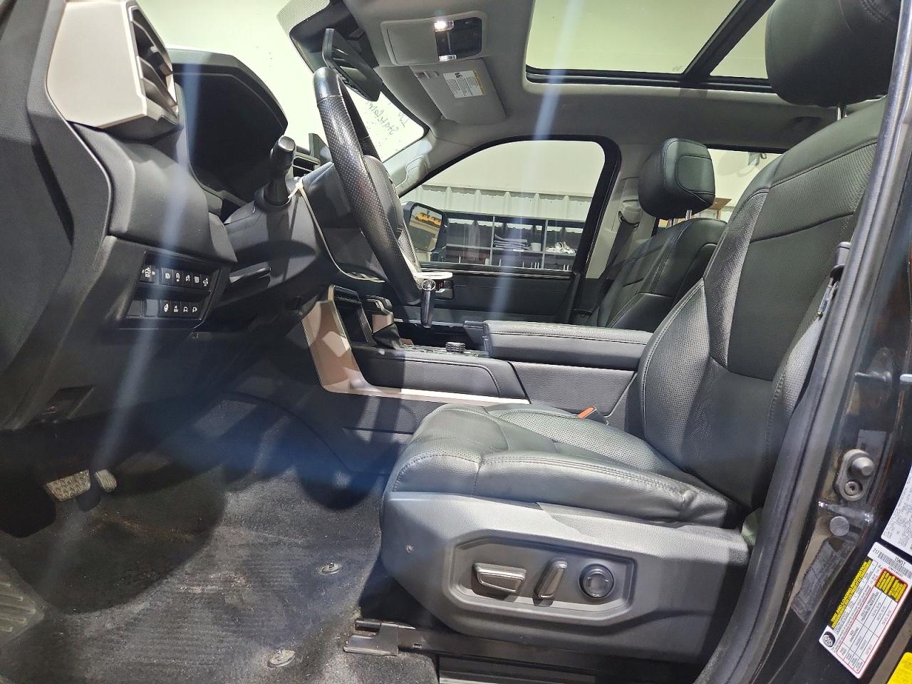 2022 Toyota Tundra Crewmax Limited Black vin: 5TFJA5EC5NX008627