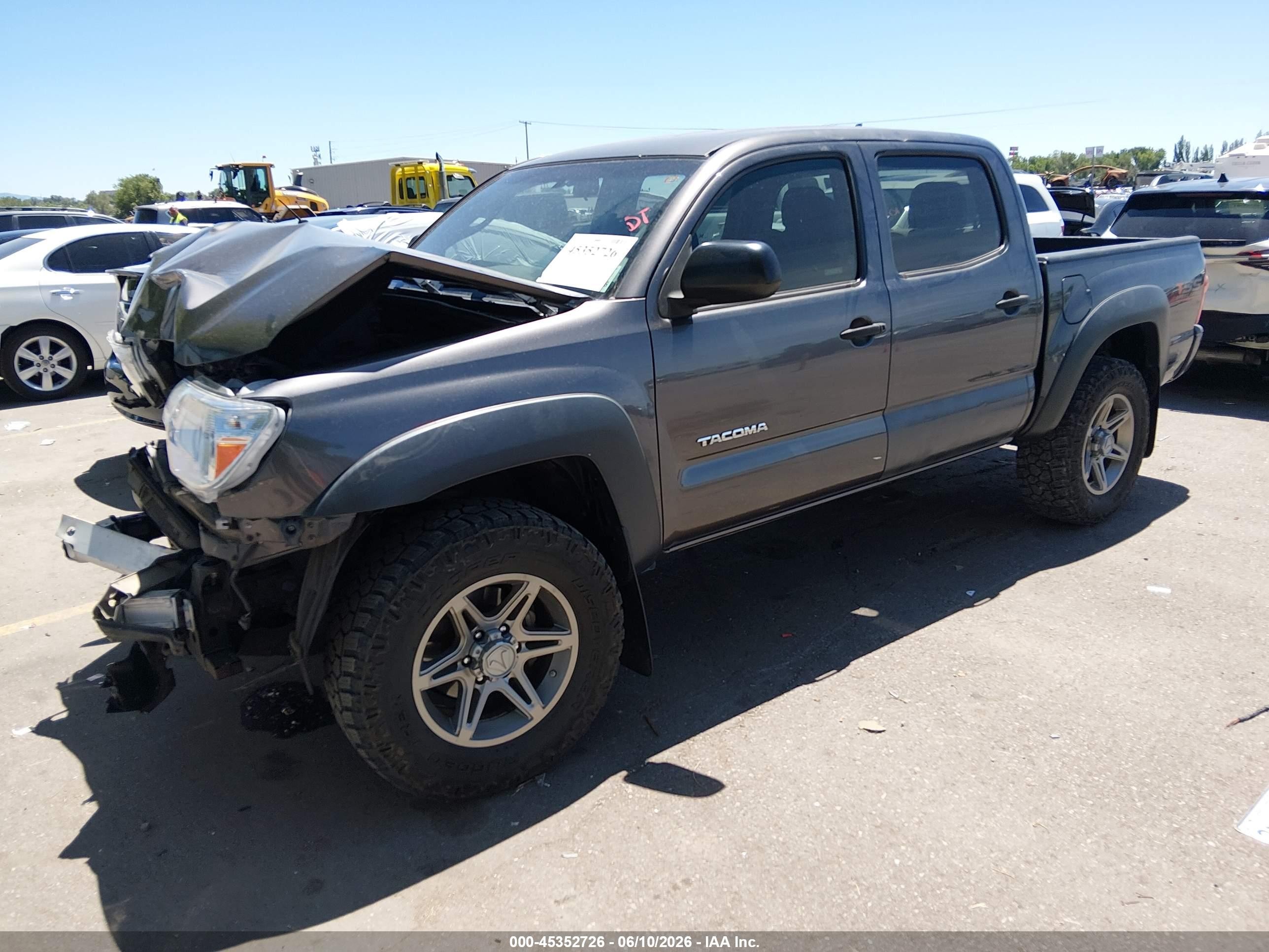 2012 Toyota Tacoma Prerunner V6 Серый vin: 5TFJU4GN0CX017927
