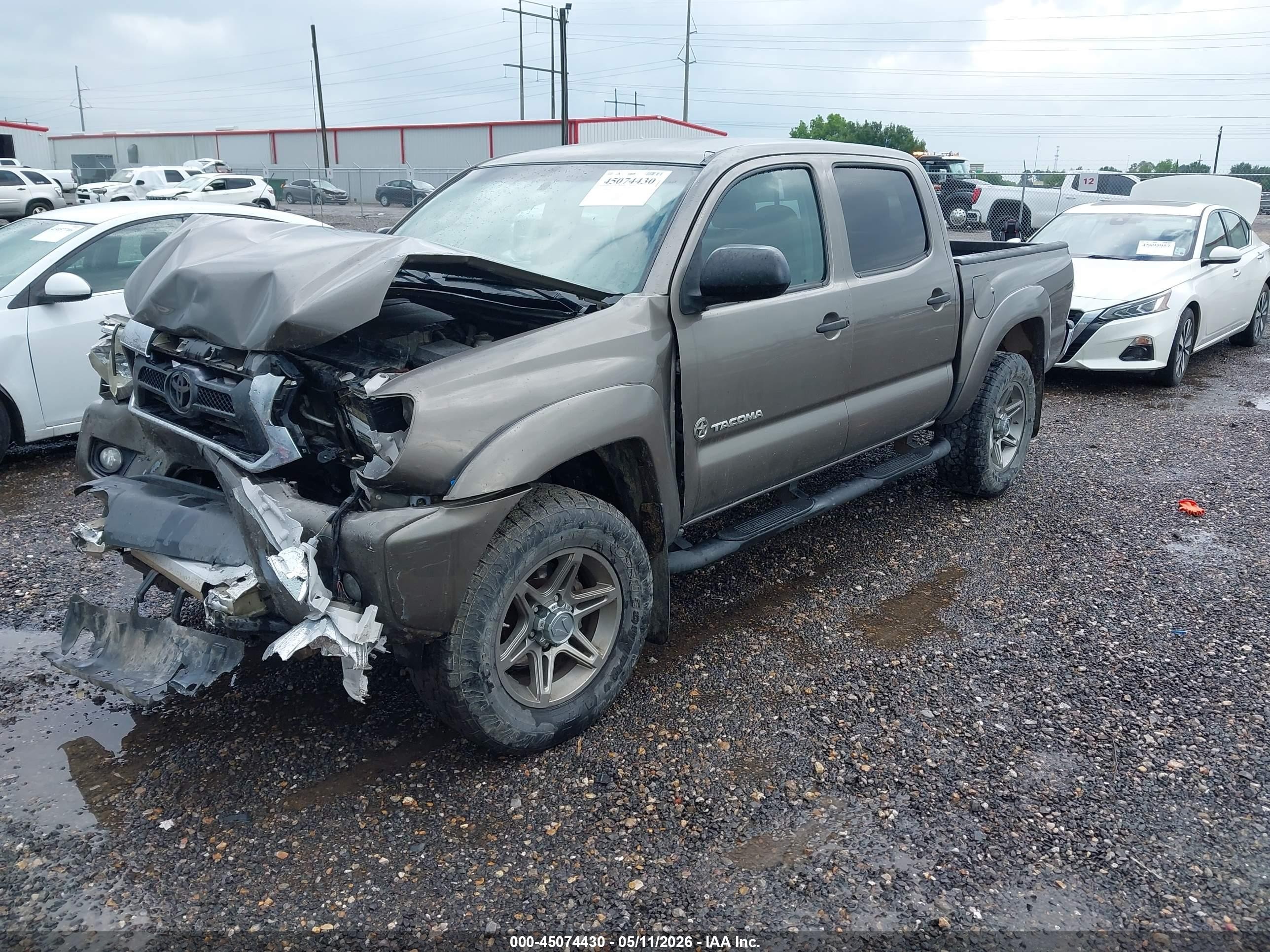 2013 Toyota Tacoma Prerunner V6 Brown vin: 5TFJU4GN0DX030288