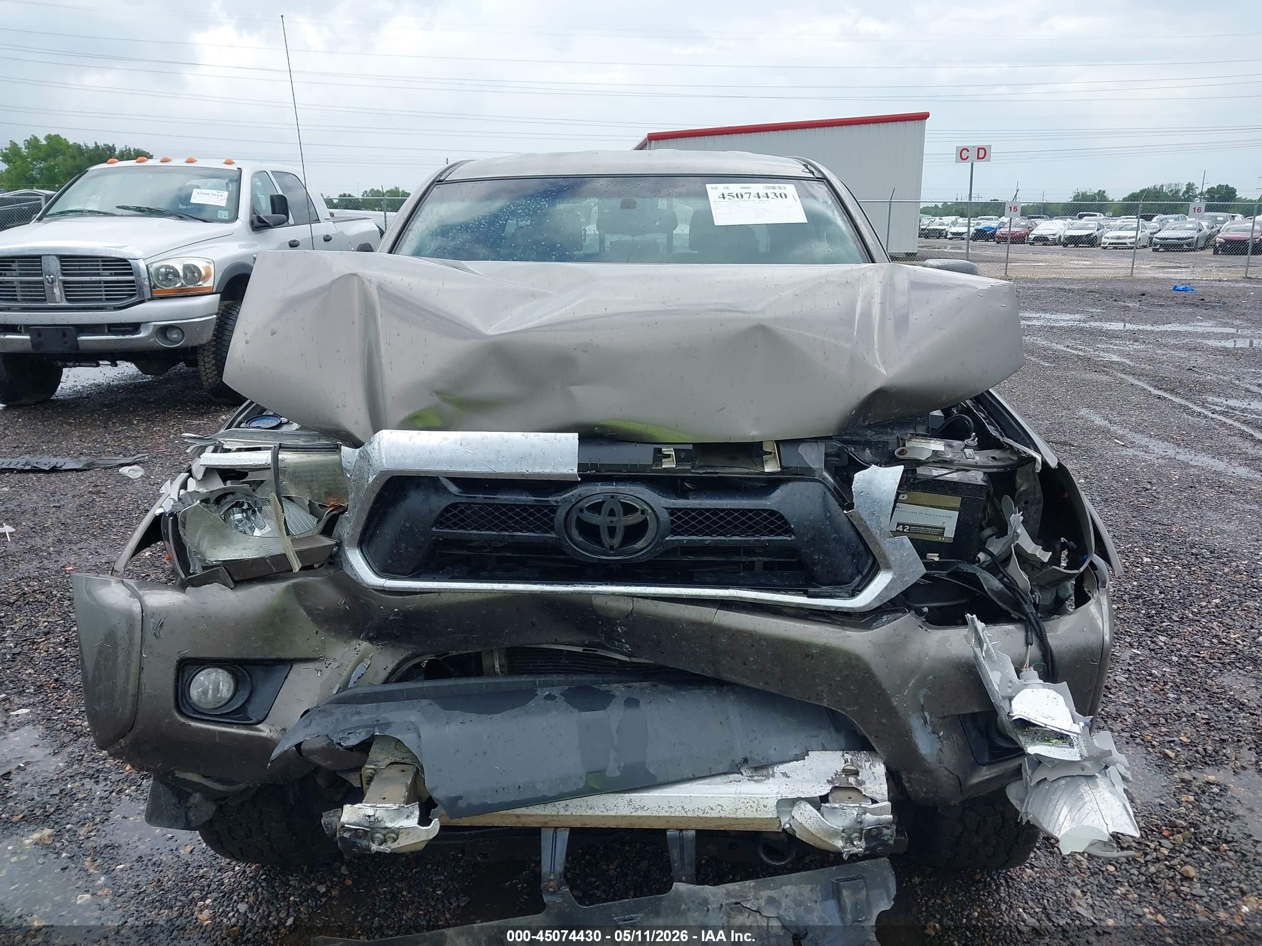 2013 Toyota Tacoma Prerunner V6 Brown vin: 5TFJU4GN0DX030288