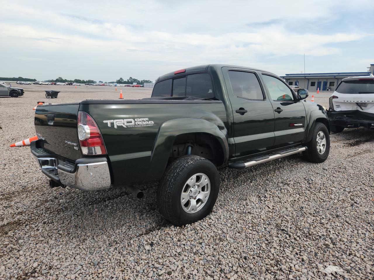 2013 Toyota Tacoma Double Cab Prerunner Green vin: 5TFJU4GN0DX033675