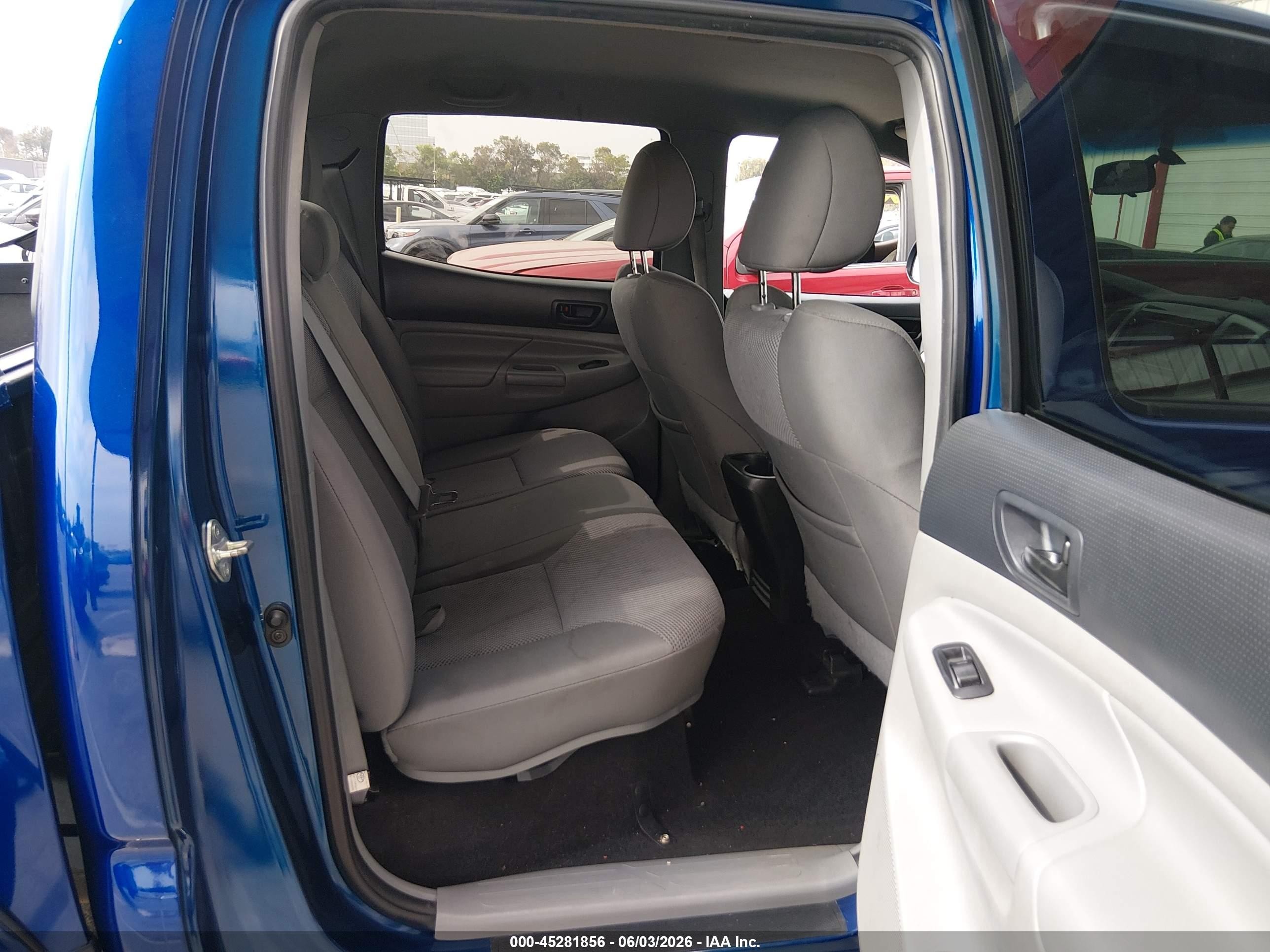 2014 Toyota Tacoma Prerunner V6 Dark Blue vin: 5TFJU4GN0EX060036