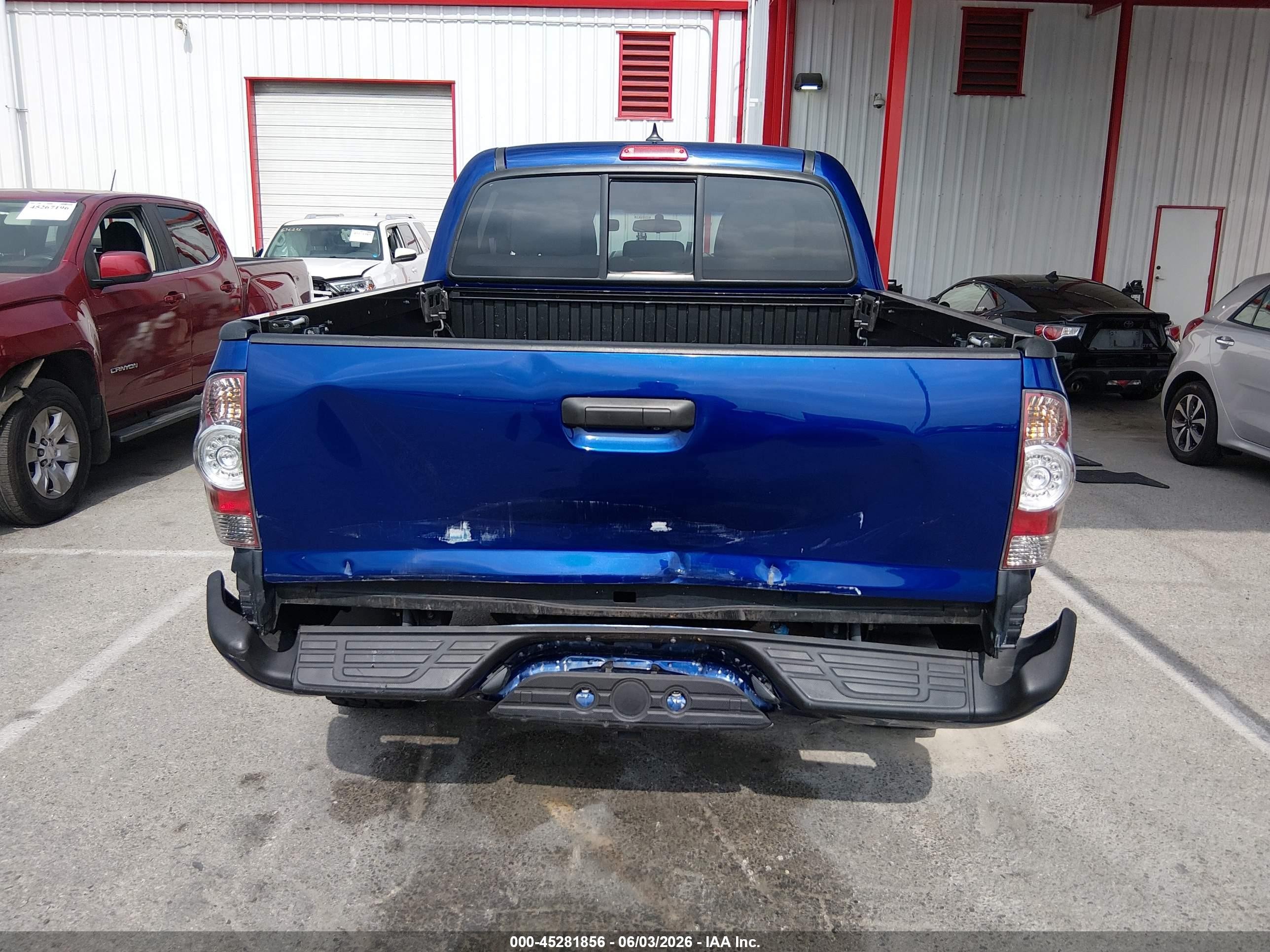 2014 Toyota Tacoma Prerunner V6 Dark Blue vin: 5TFJU4GN0EX060036