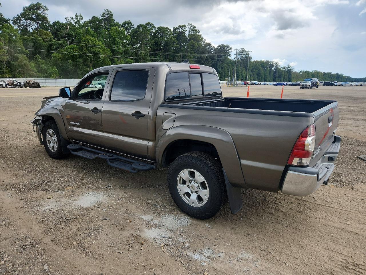 2015 Toyota Tacoma Double Cab Prerunner Коричневый vin: 5TFJU4GN0FX066565