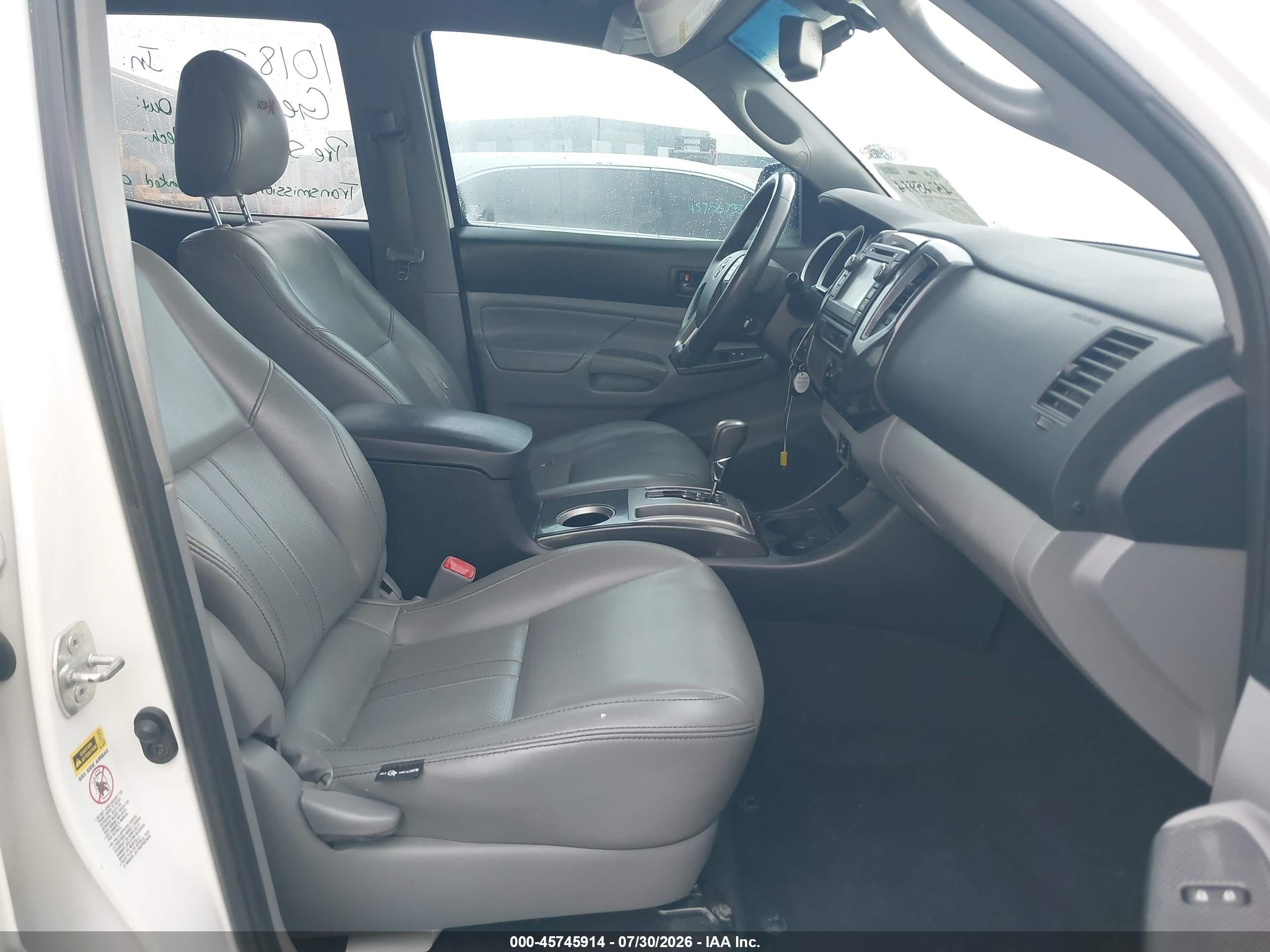 2013 Toyota Tacoma Prerunner V6 White vin: 5TFJU4GN1DX036326