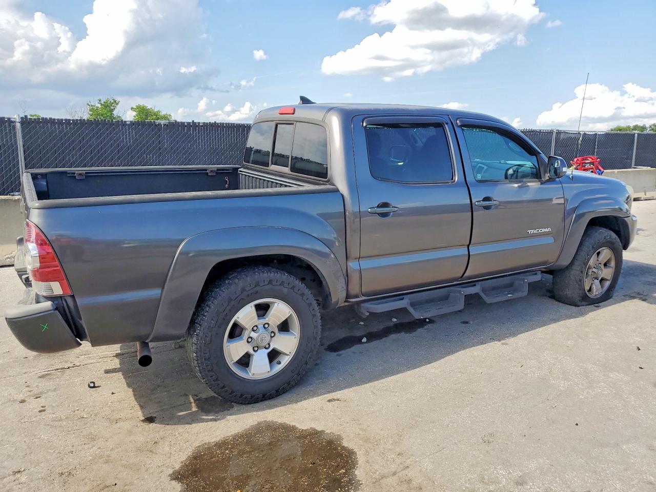2014 Toyota Tacoma Gray vin: 5TFJU4GN1EX056691