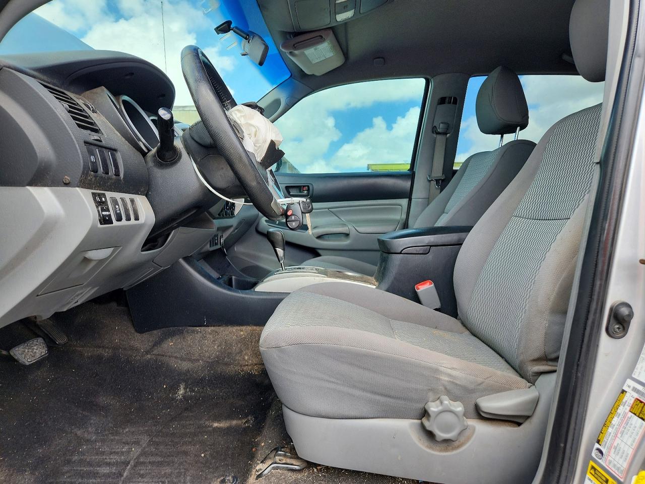 2014 Toyota Tacoma Double Cab Prerunner Silver vin: 5TFJU4GN1EX057694