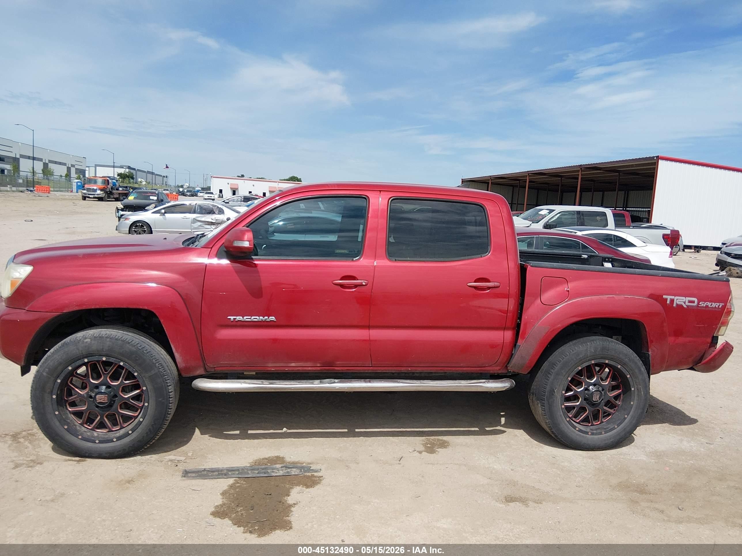 2015 Toyota Tacoma Prerunner V6 Red vin: 5TFJU4GN1FX070348