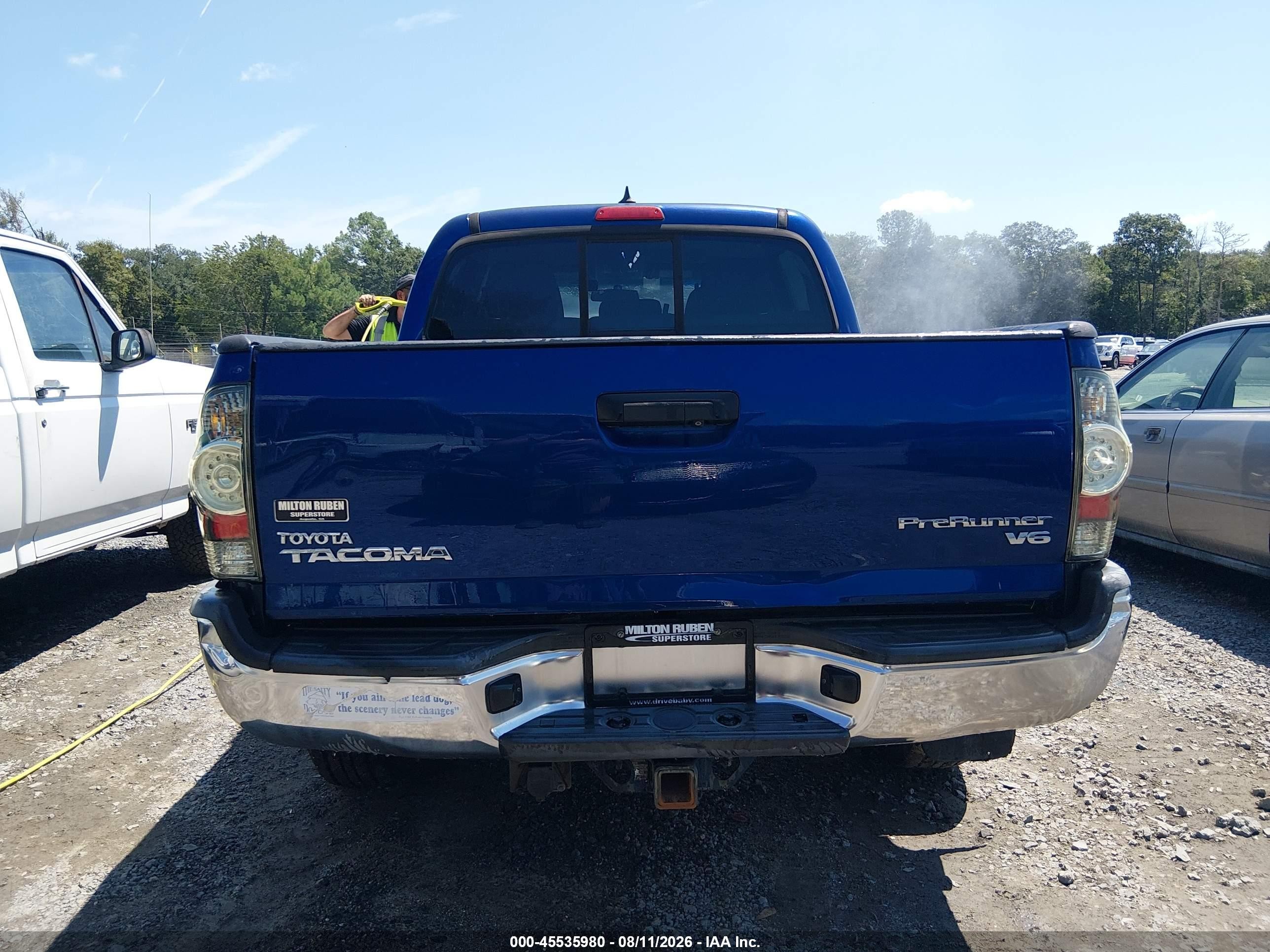 2015 Toyota Tacoma Prerunner V6 Blue vin: 5TFJU4GN1FX077154