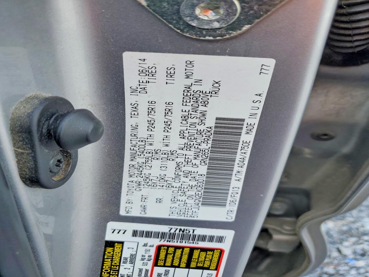 2014 Toyota Tacoma Double Cab Prerunner Silver vin: 5TFJU4GN2EX063018