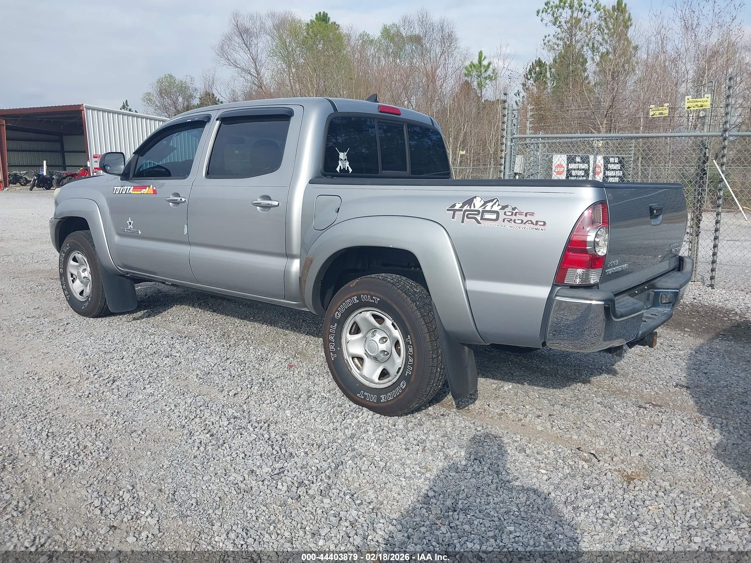 2015 Toyota Tacoma Prerunner V6 Silver vin: 5TFJU4GN2FX073386