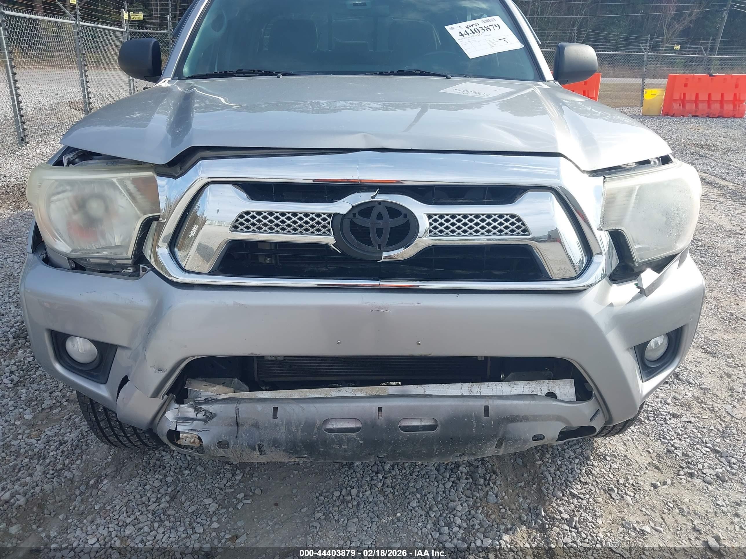 2015 Toyota Tacoma Prerunner V6 Silver vin: 5TFJU4GN2FX073386