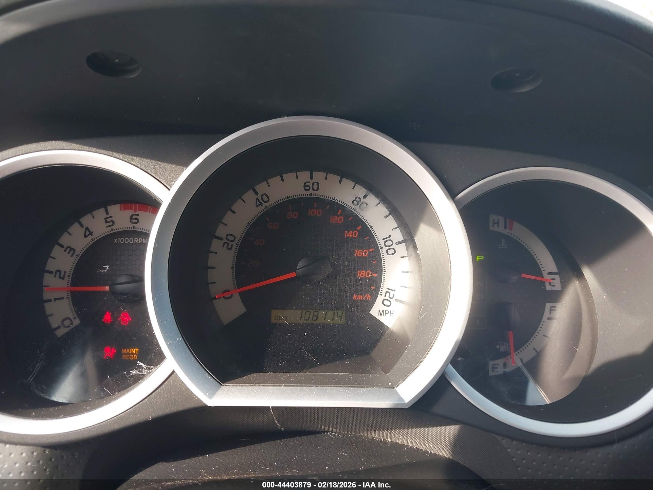 2015 Toyota Tacoma Prerunner V6 Silver vin: 5TFJU4GN2FX073386