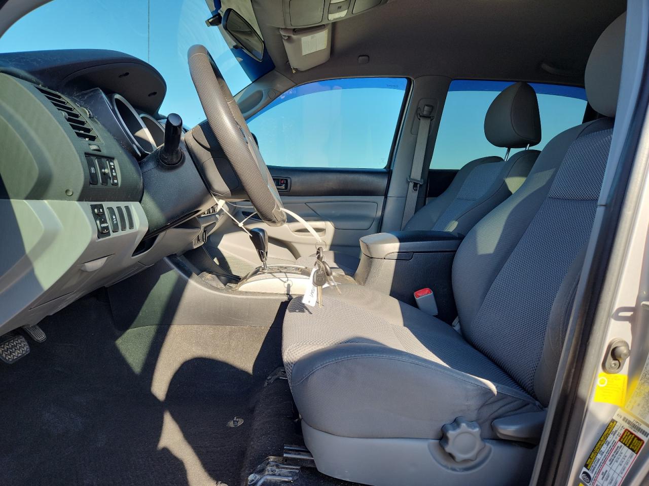 2014 Toyota Tacoma Prerunner V6 Silver vin: 5TFJU4GN3EX058345