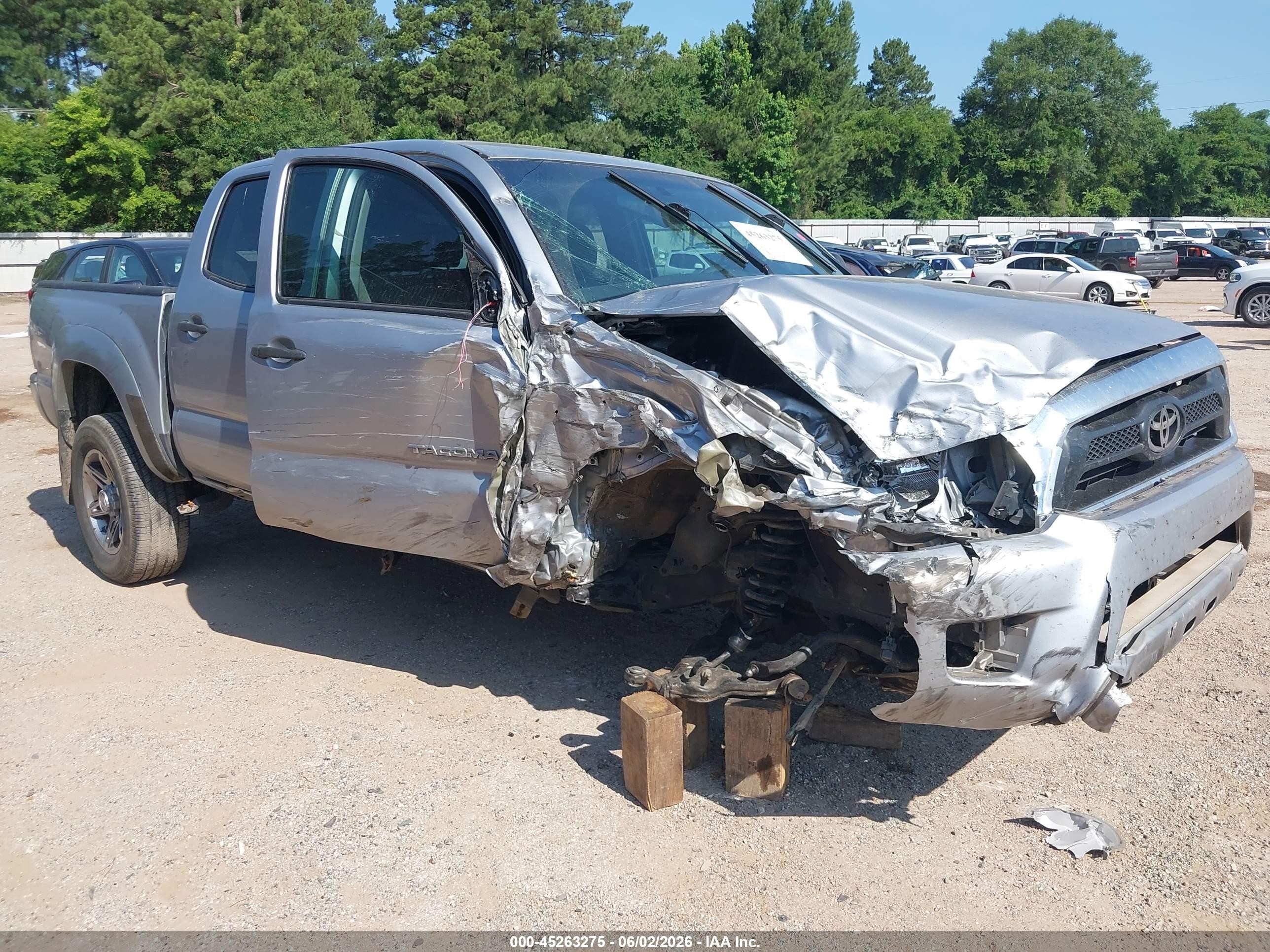2014 Toyota Tacoma Prerunner V6 Серебряный vin: 5TFJU4GN4EX059665