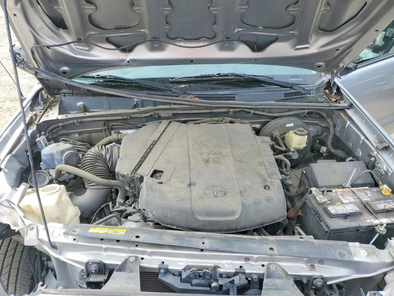 2015 Toyota Tacoma Prerunner V6 Серый vin: 5TFJU4GN4FX075334