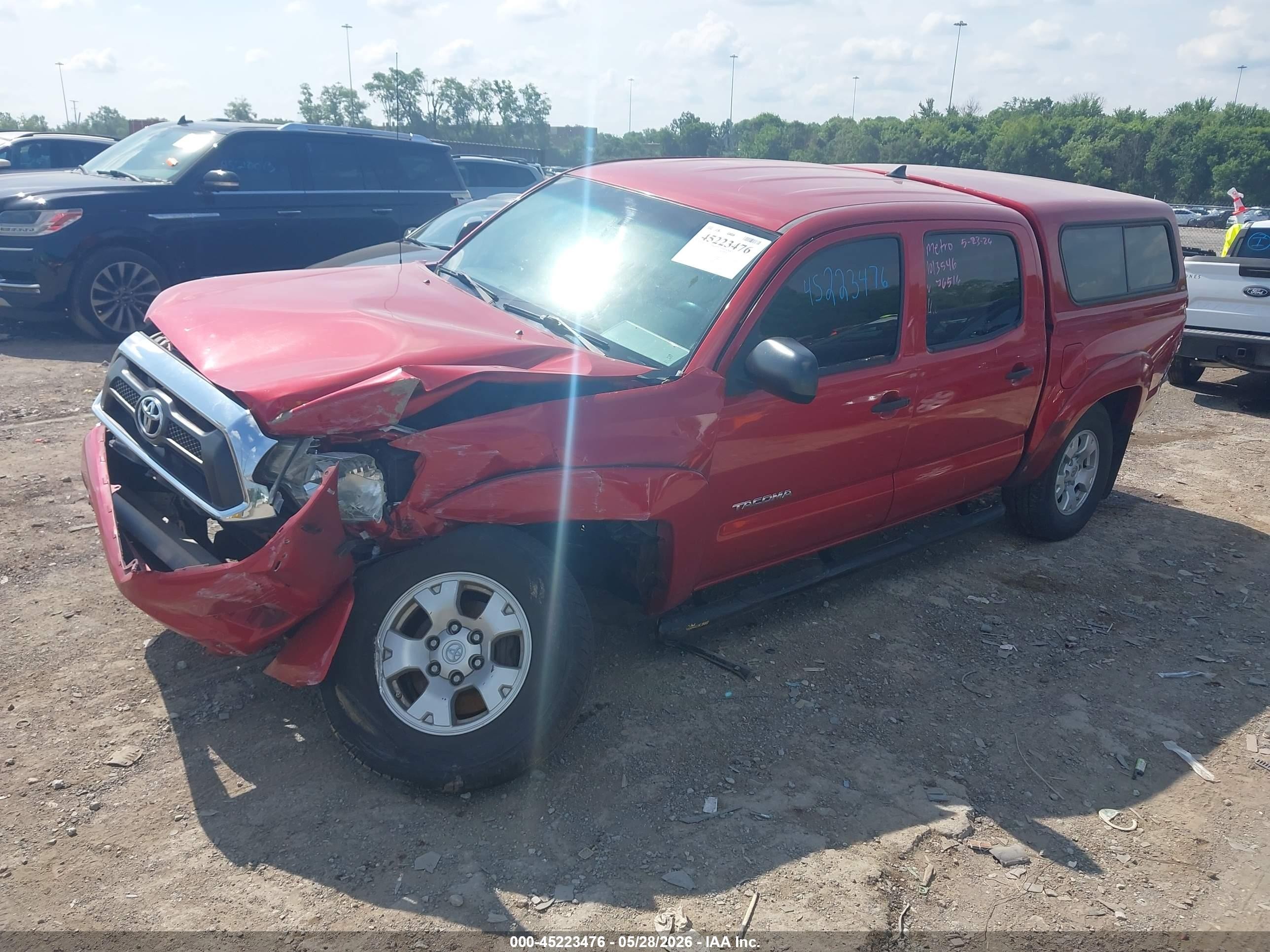 2015 Toyota Tacoma Prerunner V6 Красный vin: 5TFJU4GN4FX076516