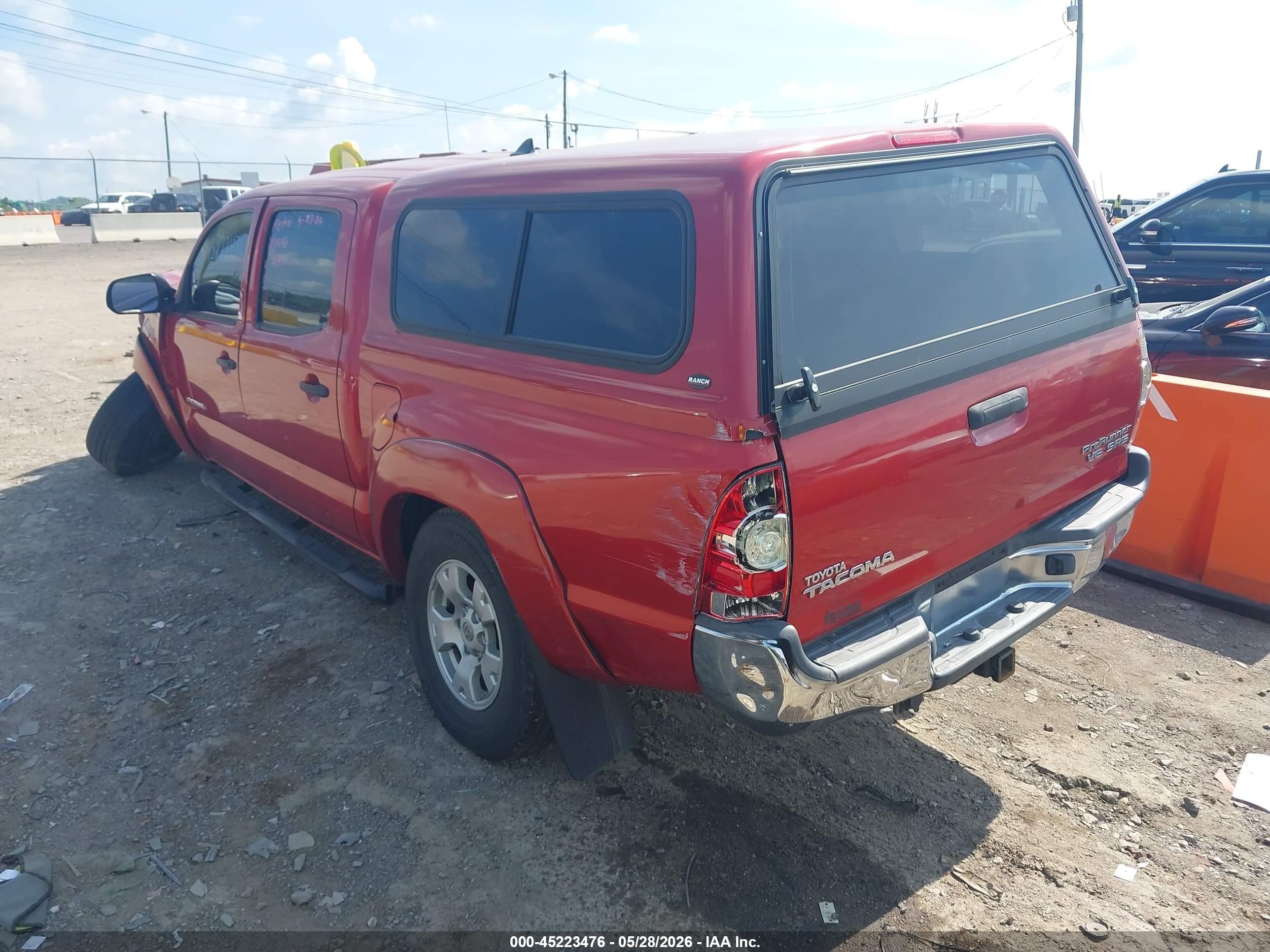 2015 Toyota Tacoma Prerunner V6 Красный vin: 5TFJU4GN4FX076516