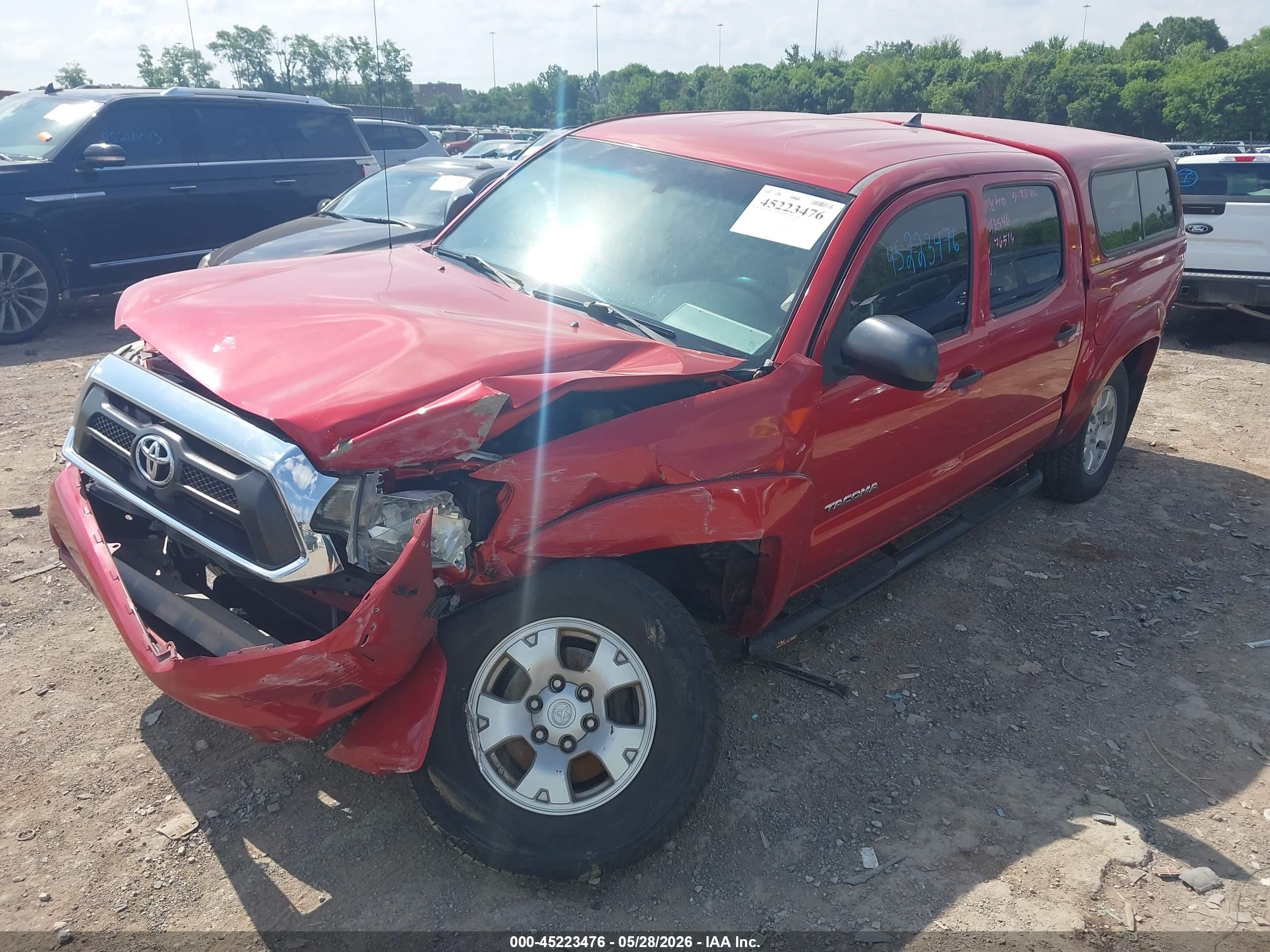 2015 Toyota Tacoma Prerunner V6 Красный vin: 5TFJU4GN4FX076516