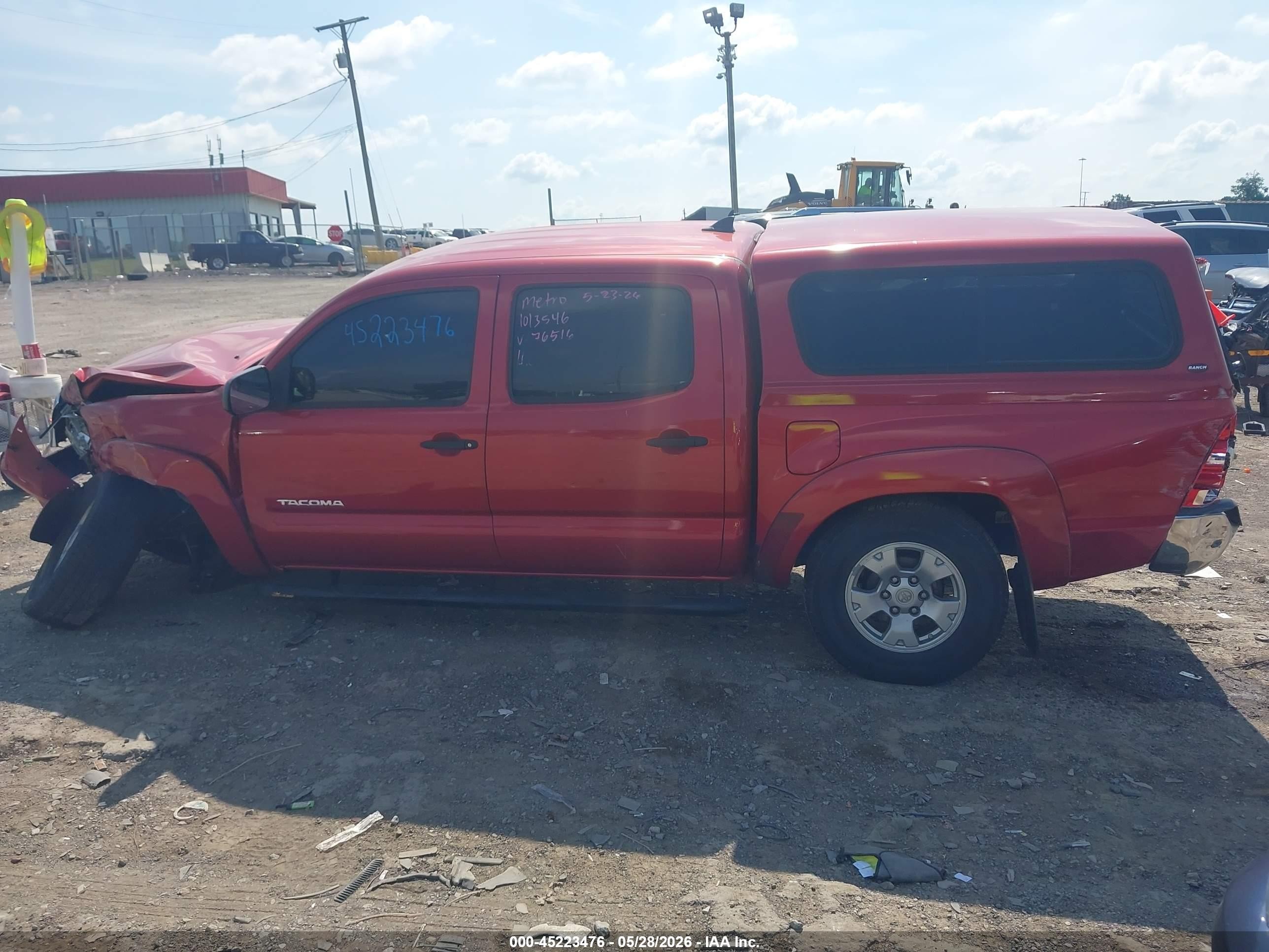 2015 Toyota Tacoma Prerunner V6 Красный vin: 5TFJU4GN4FX076516