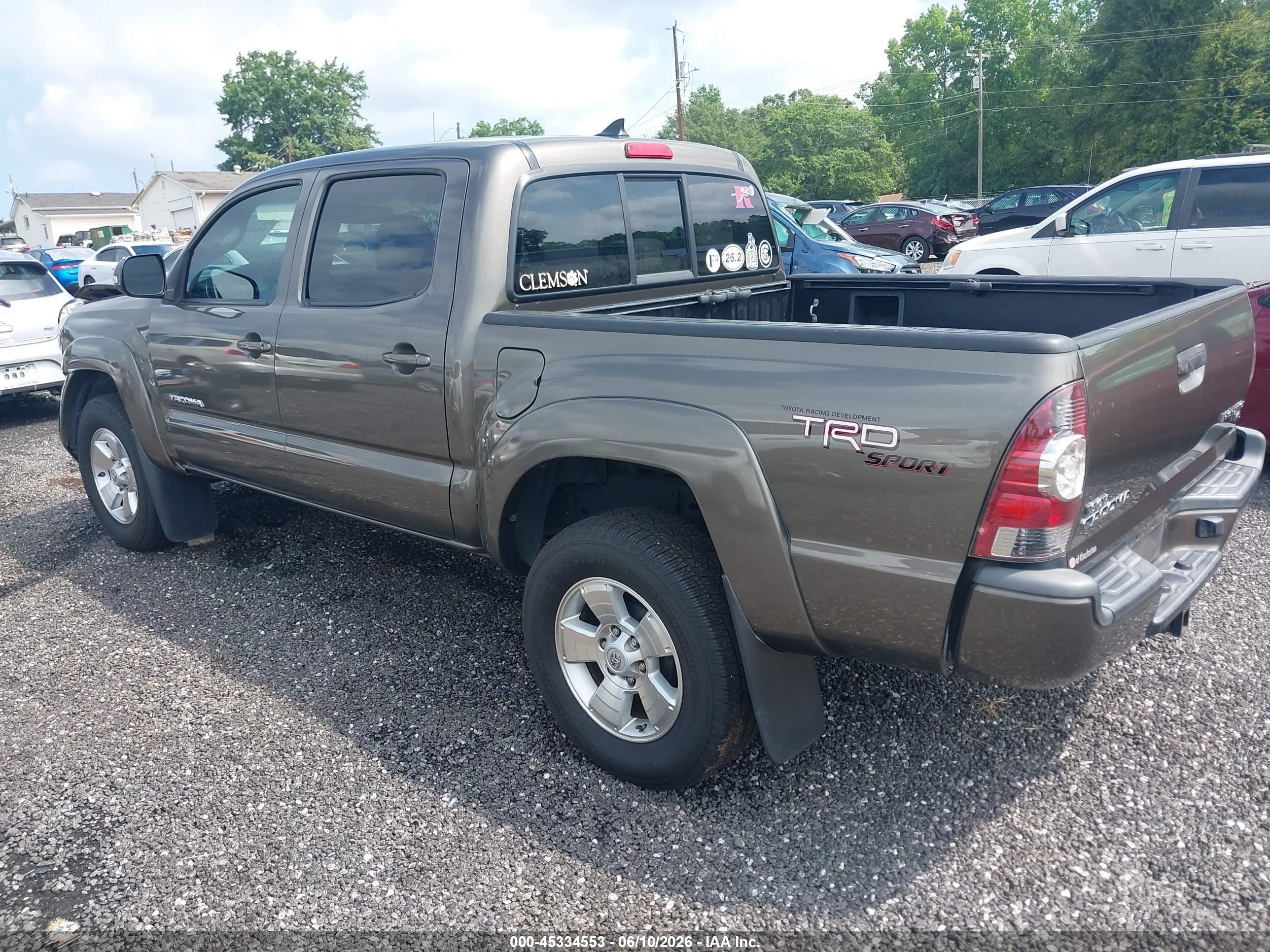 2012 Toyota Tacoma Prerunner V6 Champagne vin: 5TFJU4GN6CX025482