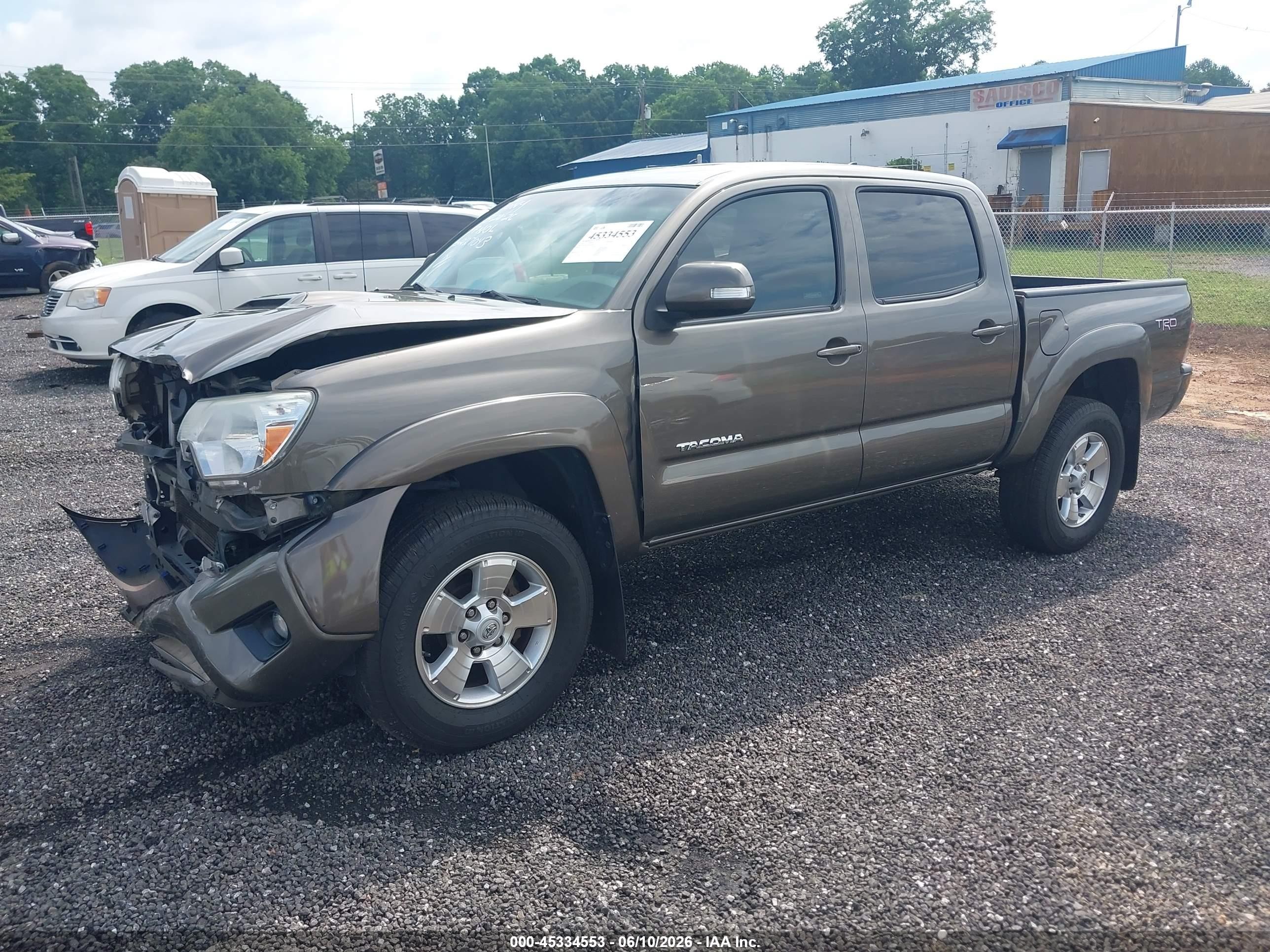 2012 Toyota Tacoma Prerunner V6 Champagne vin: 5TFJU4GN6CX025482