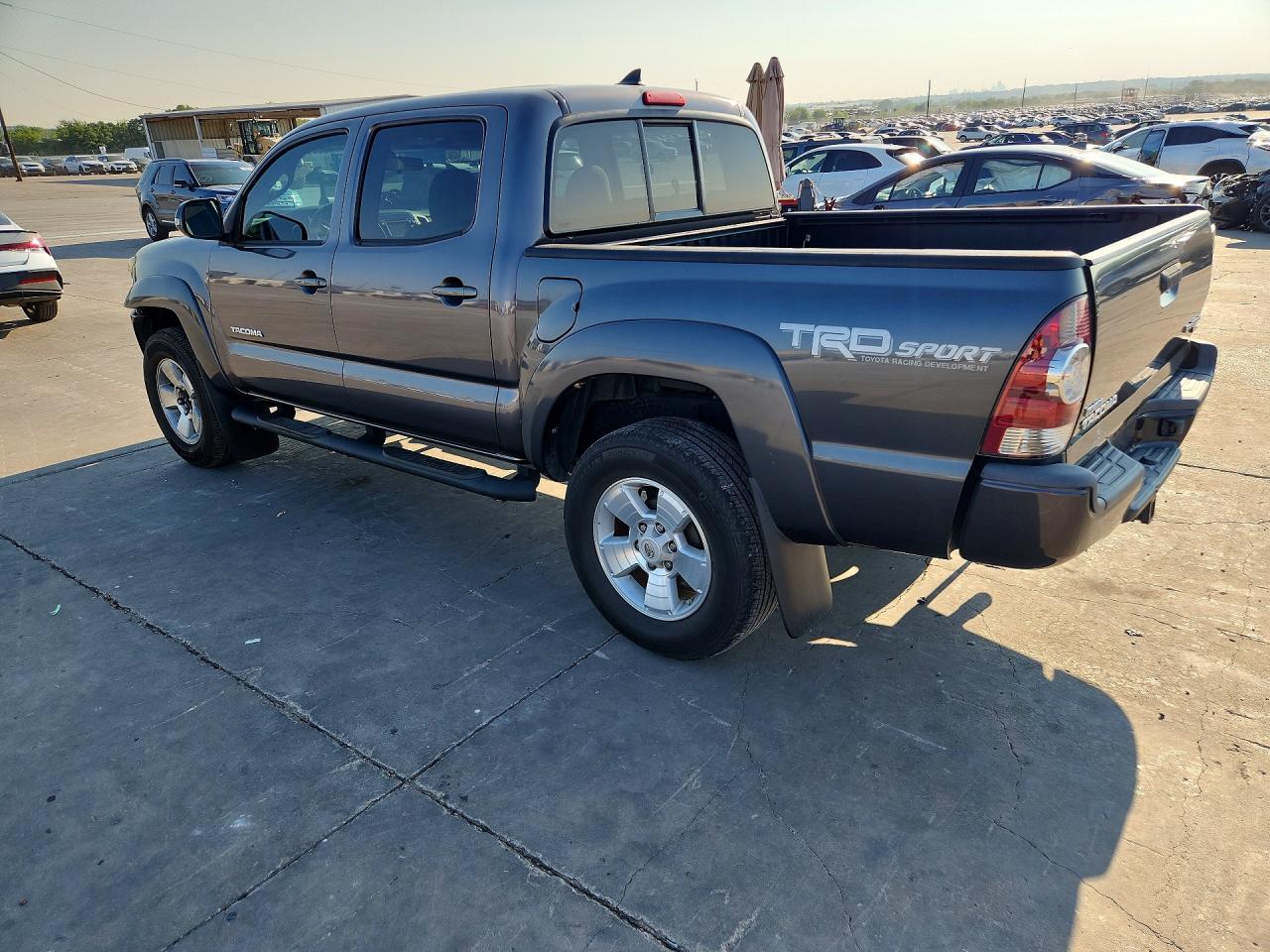 2015 Toyota Tacoma Double Cab Prerunner Серый vin: 5TFJU4GN6FX065632